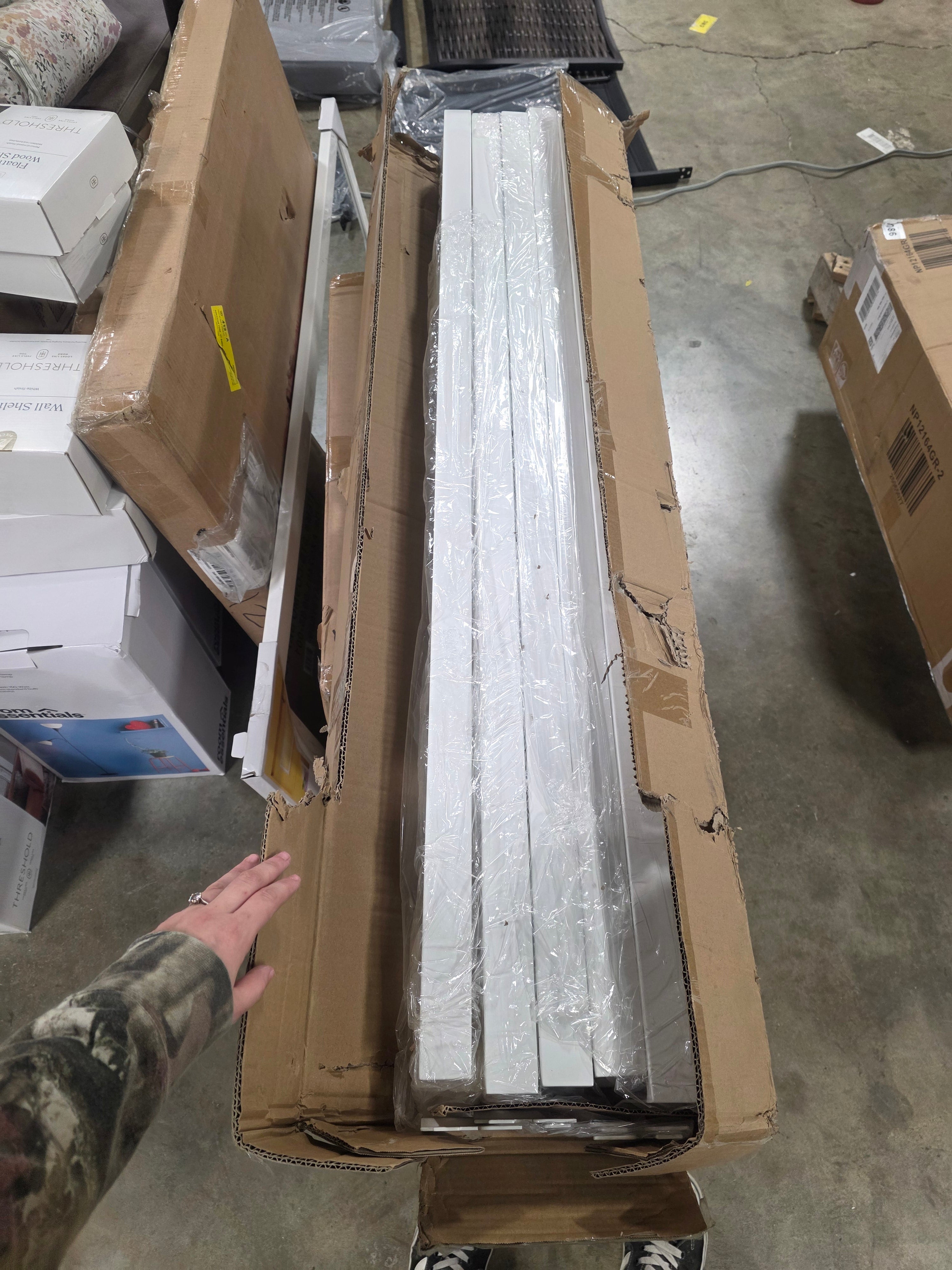 Straight Crossbar w/ Welded Brackets-Pure White (Box of 10)