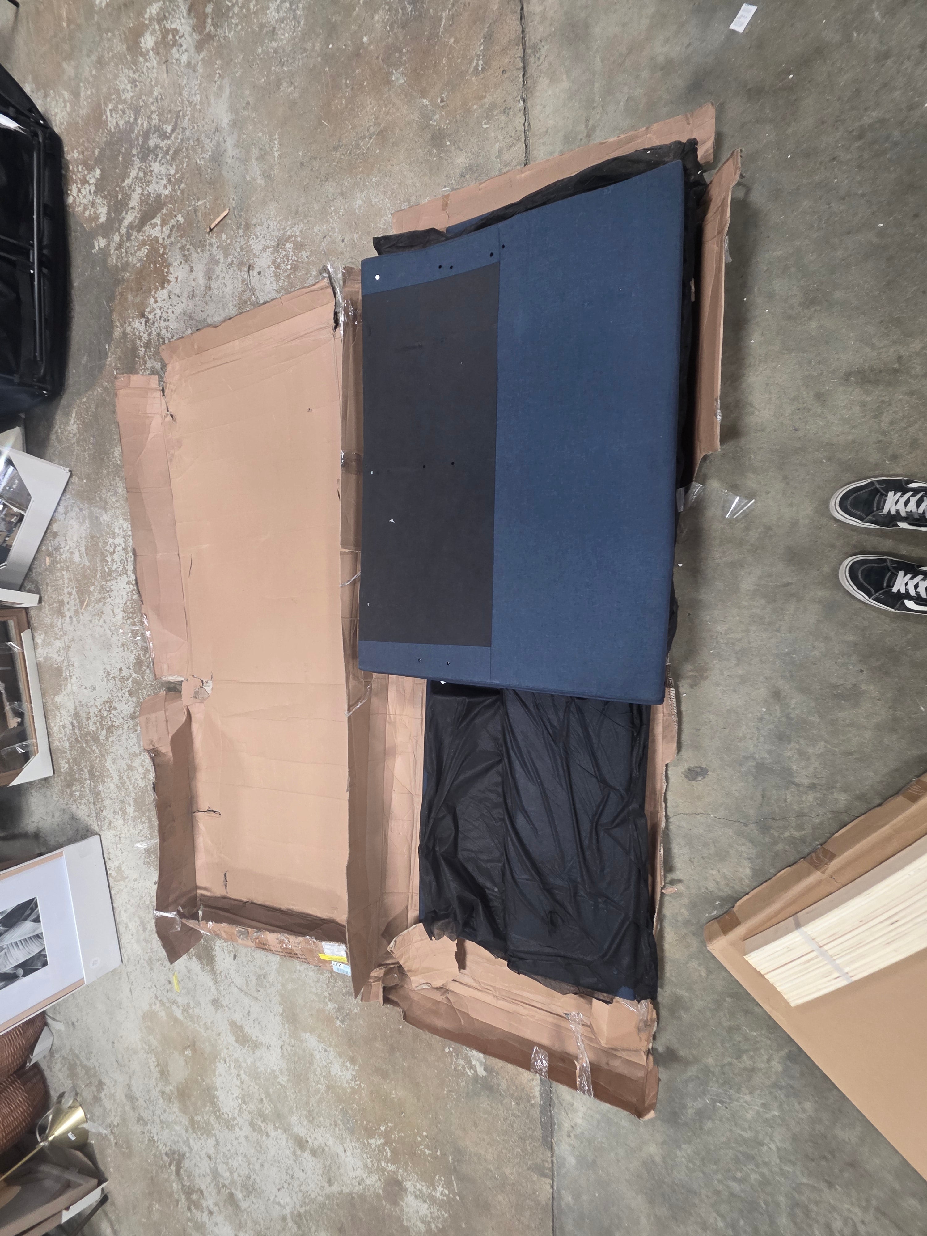 Linen Daybed with Storage - Twin