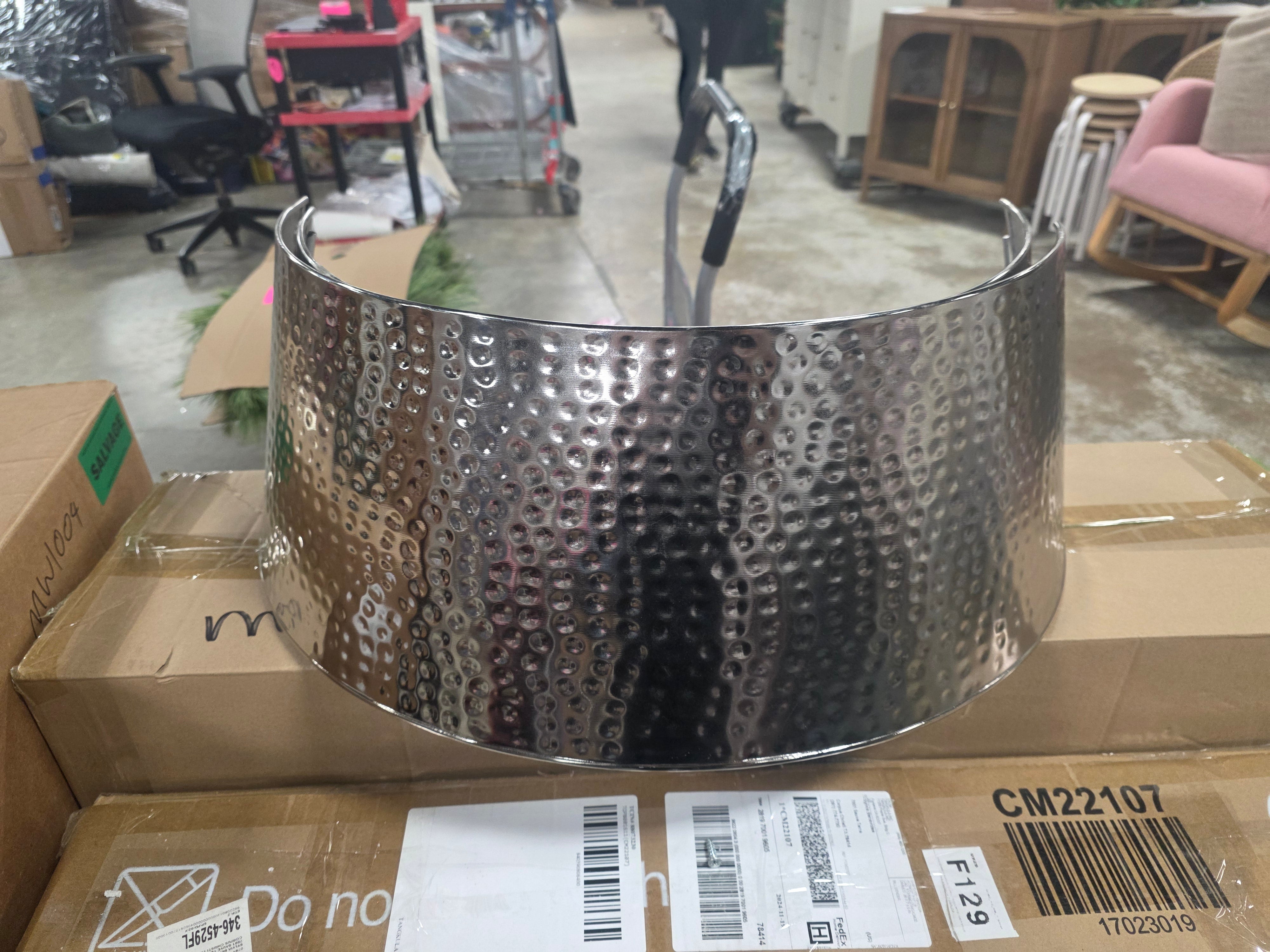 Hammered Metal Christmas Tree Collar Silver, final cut