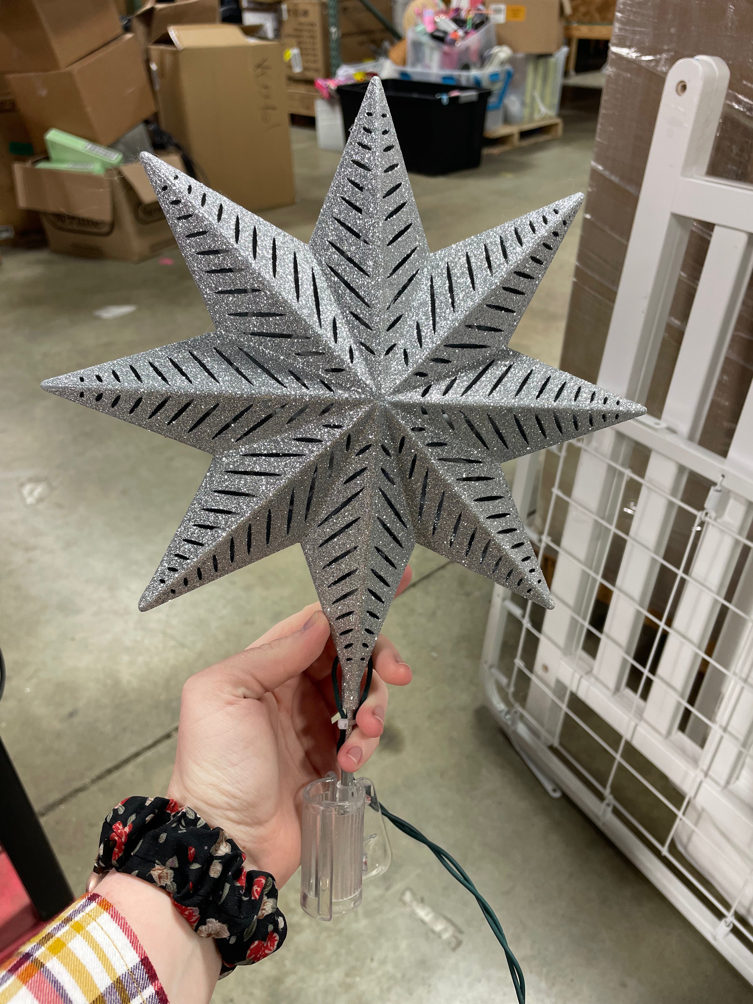 Tree Topper Christmas LED Lit Projection Lights Silver Glitter Star, final cut