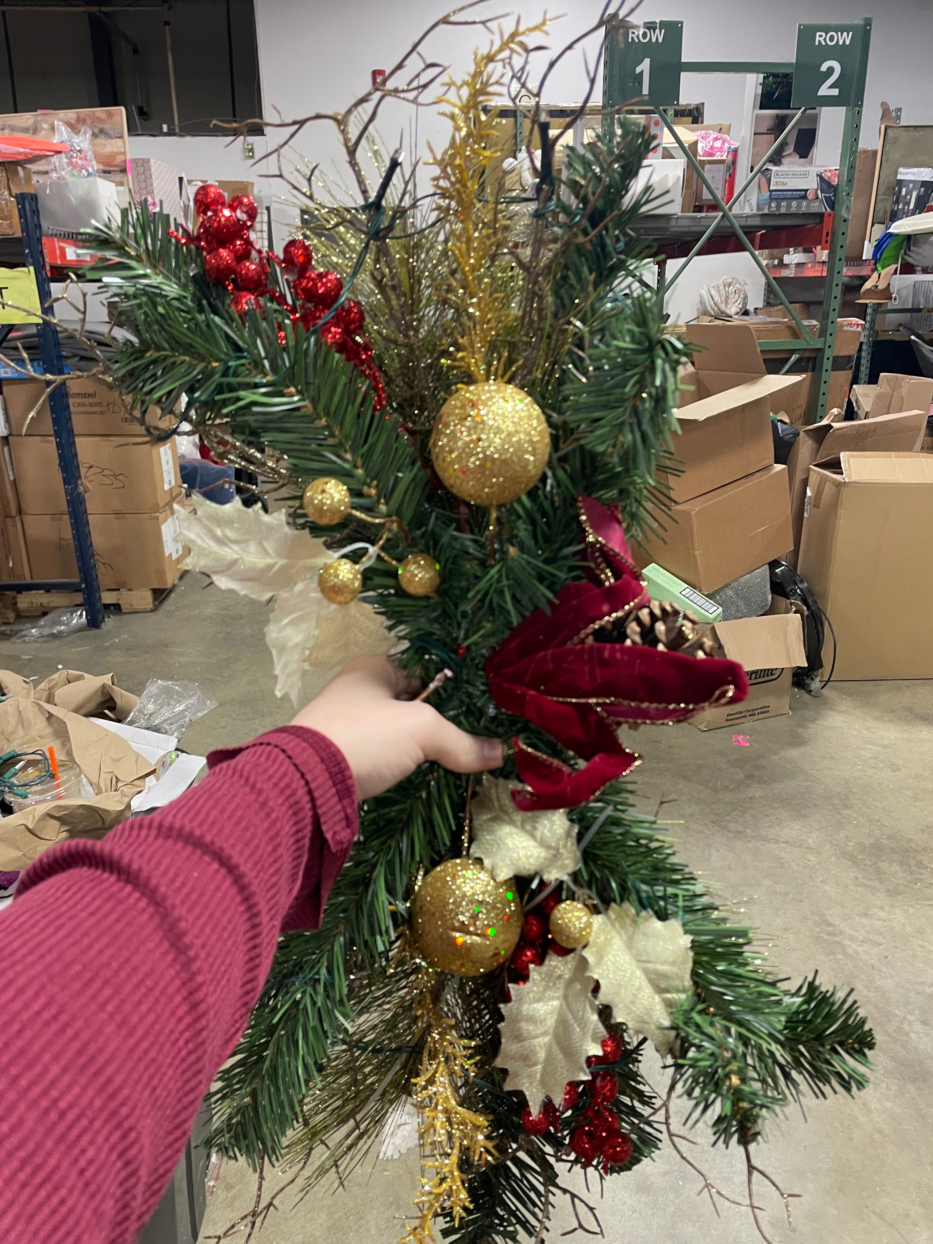 Pre‑Lit LED Classic Christmas Chairback Swag , final cut