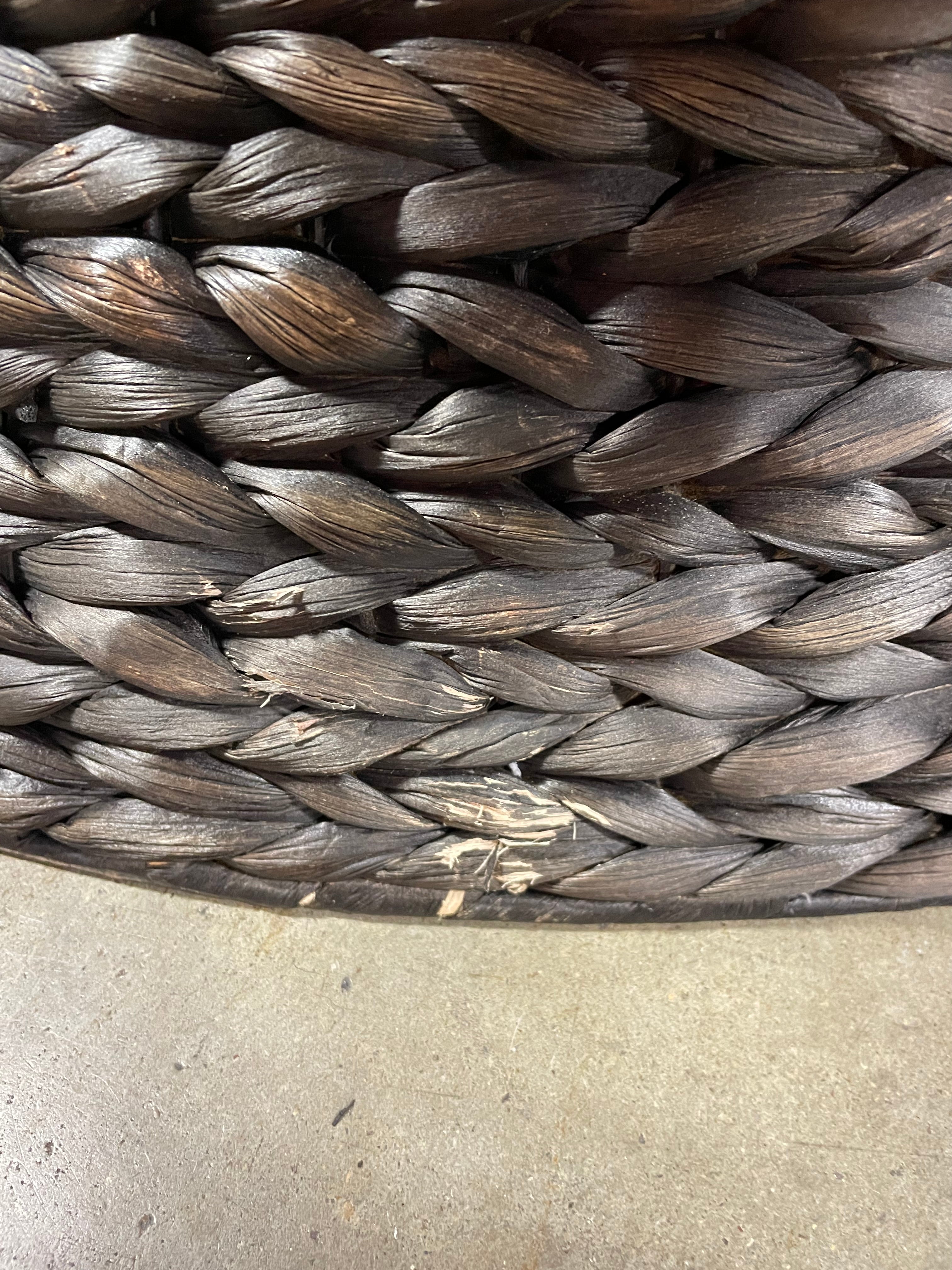 Woven Hyacinth Christmas Tree Collar, final cut