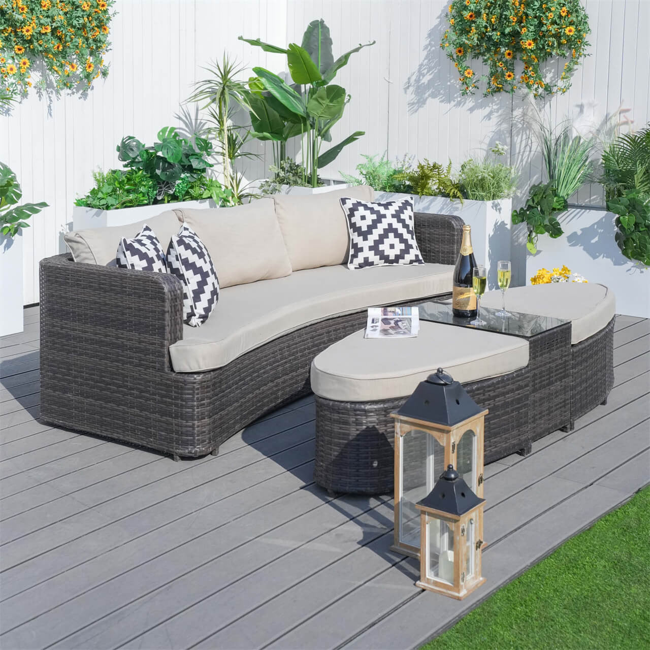 Wicker's Outdoor Daybed Patio Furniture Sunbed