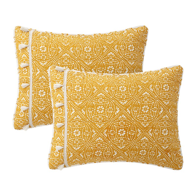 Yellow Pasadena Medallion Microfiber Quilt Set with Tassels, Twin