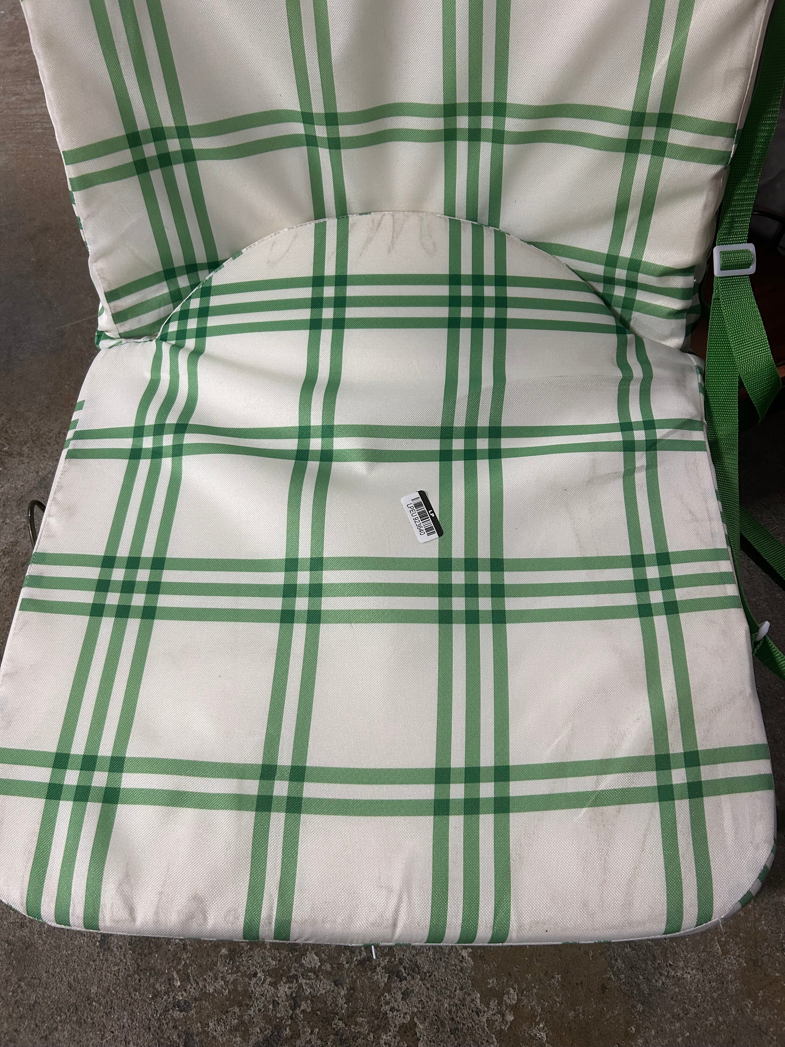 Tri-Stripe Plaid Adjustable Stadium Seat, final cut