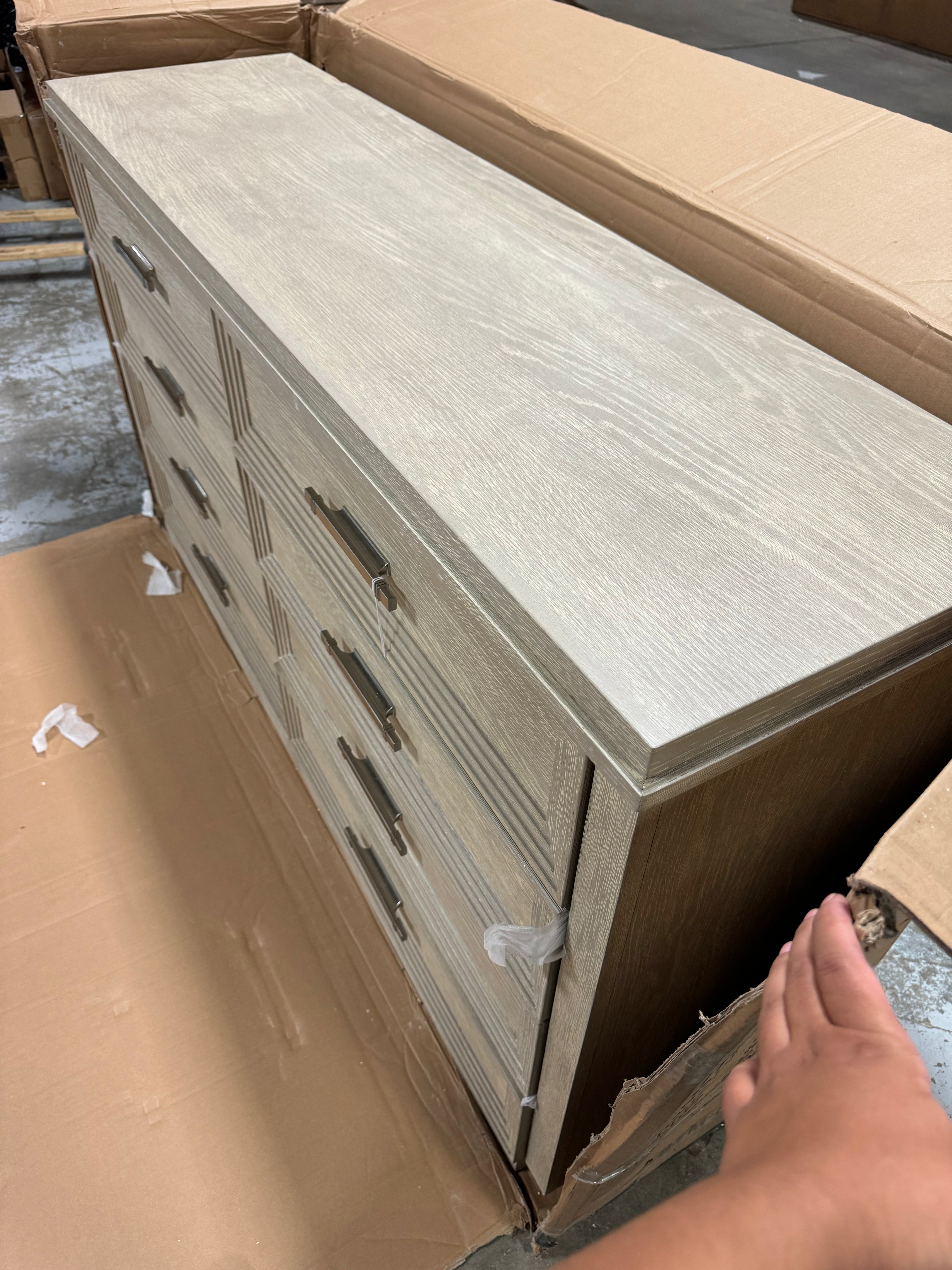 Belmar 8 Drawer Dresser w/ Lined Drawers