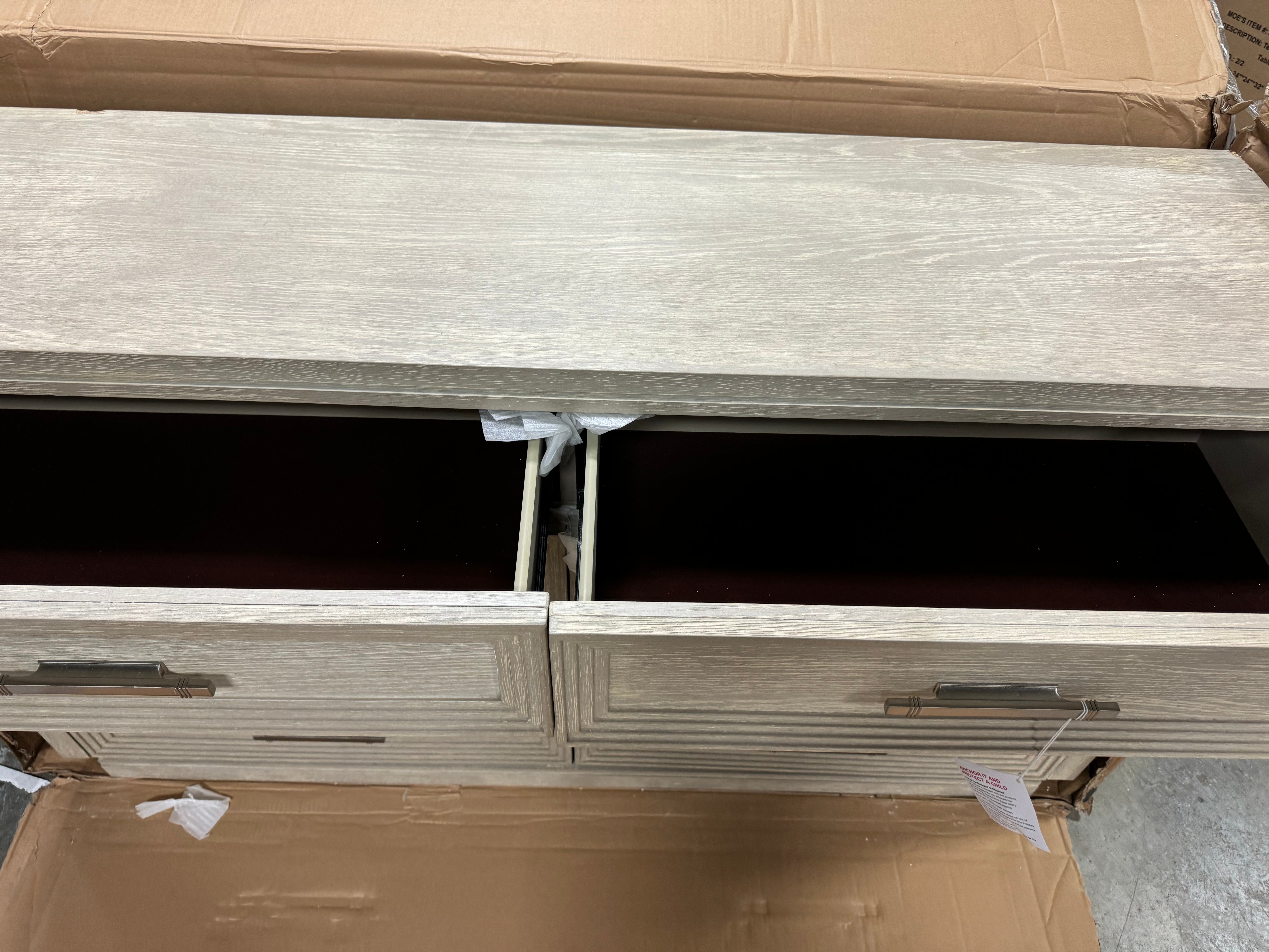 Belmar 8 Drawer Dresser w/ Lined Drawers