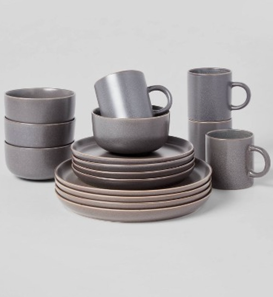 Threshold 16 piece dinnerware set