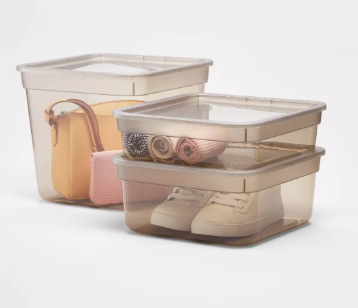 12- Brightroom 17.5 quart stackable bin