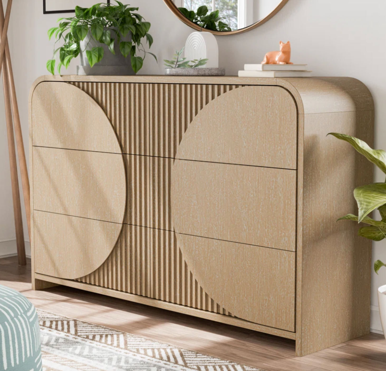 Bevill 6-Drawer Dresser SHOWROOM ITEM