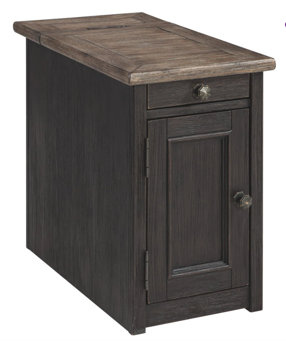 Edmore End Table and Built-In Outlets SHOWROOM ITEM