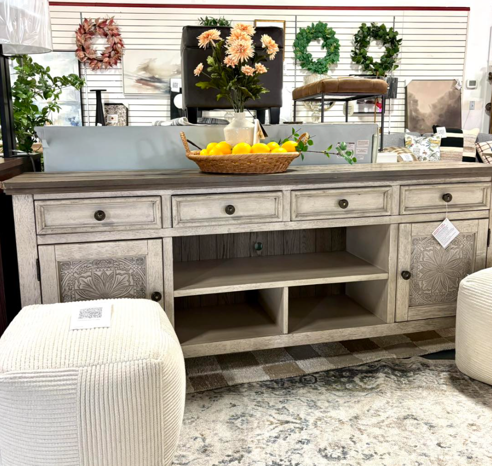 Liberty Furniture Heartland Tobacco Top Tile TV Console SHOWROOM ITEM