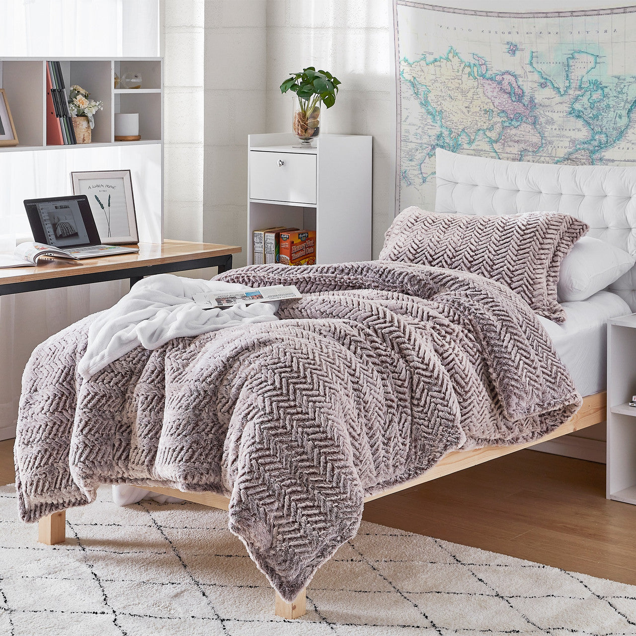Oversized Comforter - Chevron Frosted Sierra - Twin XL