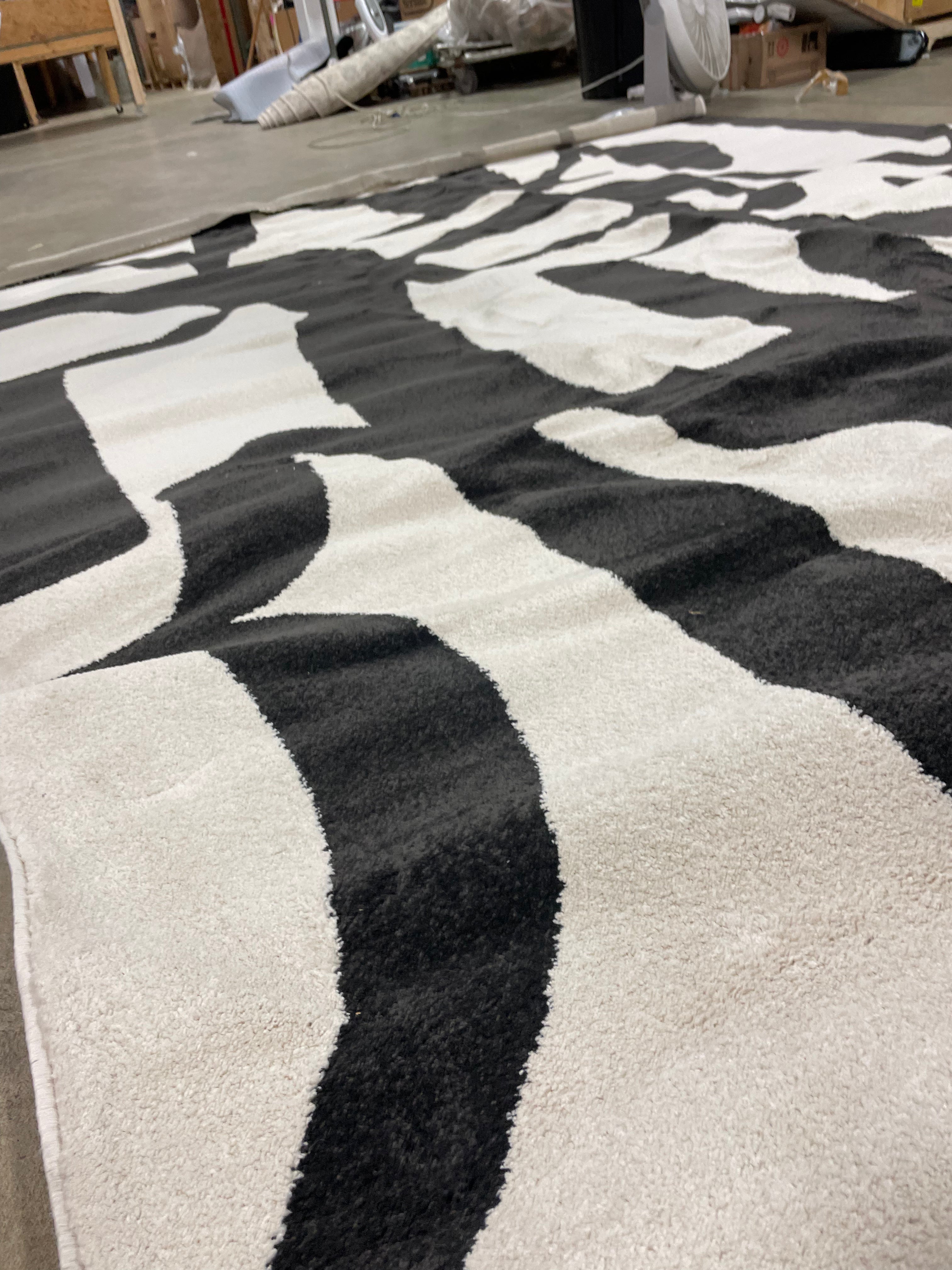 Abstract Inkblot Rug Black/White