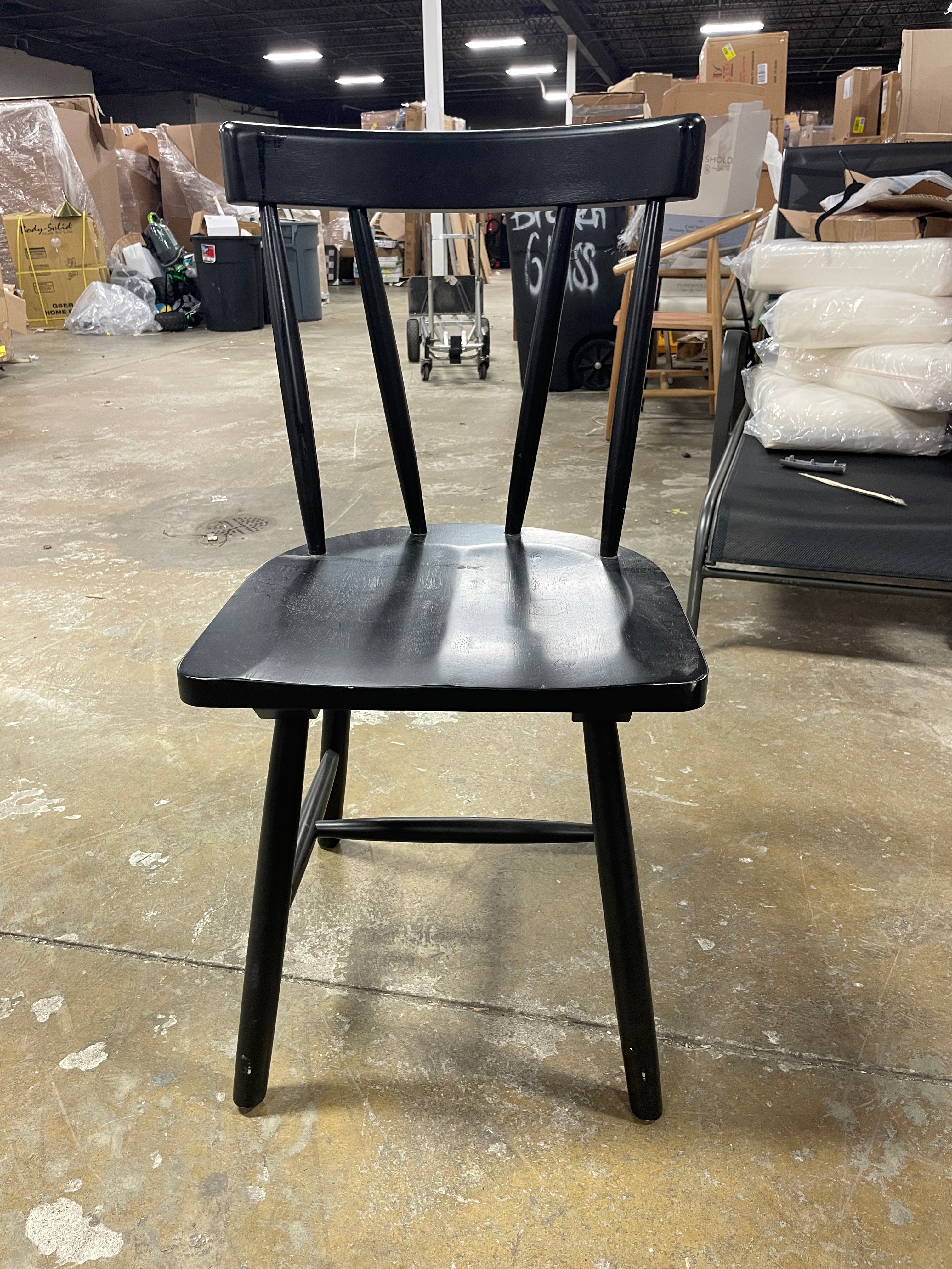 Windsor Chair Rubber Wood Dining Chair with Spindle Back