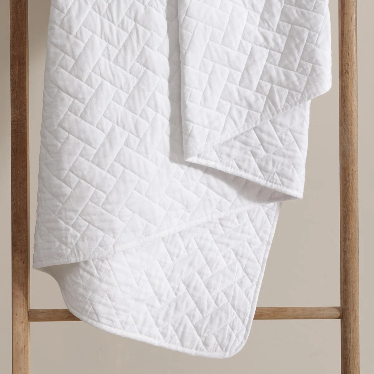 Raffia Solid Cotton Reversible Quilt Set - King