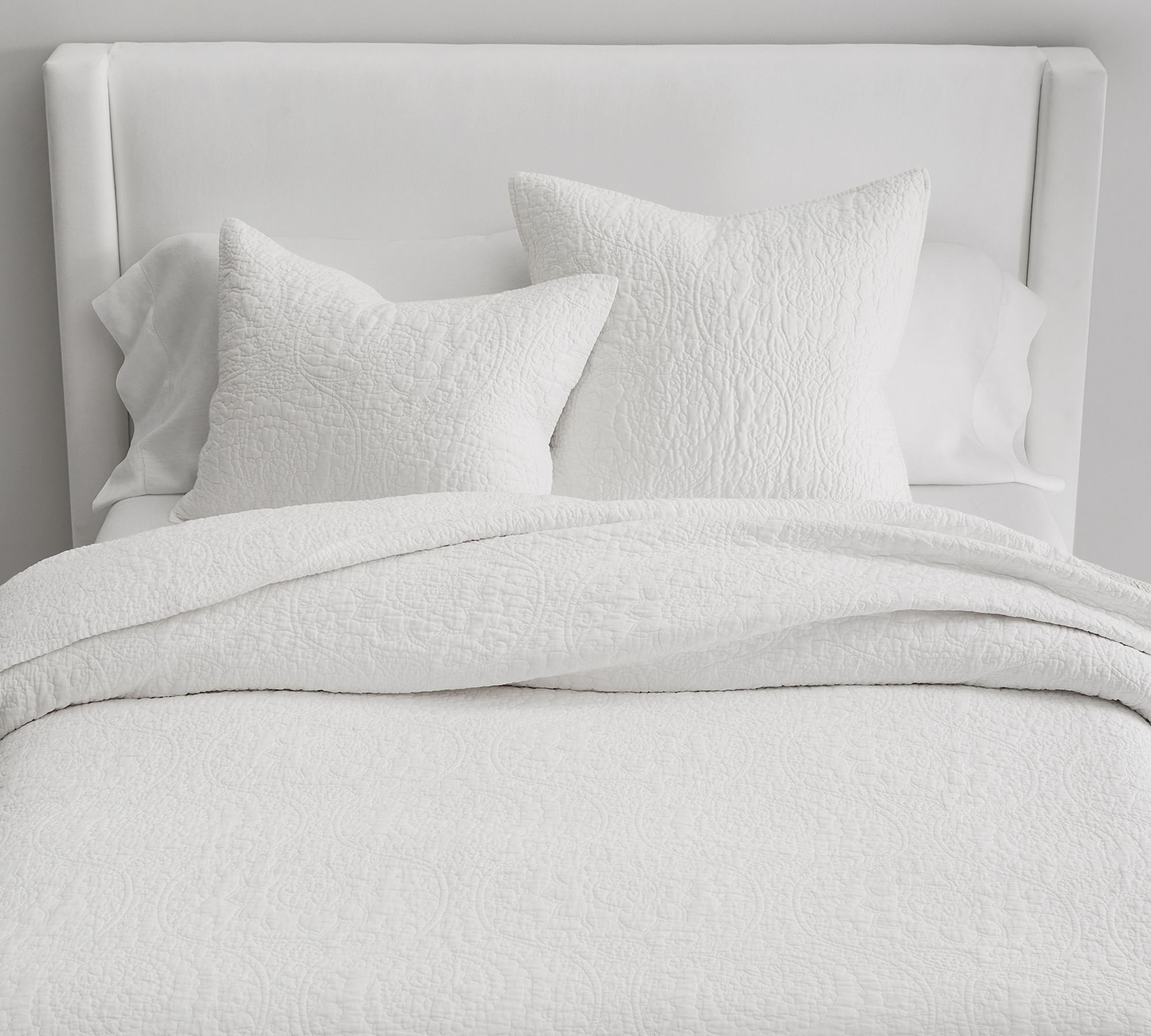 Belgian Flax Linen Floral Stitch Quilt - Full/Queen