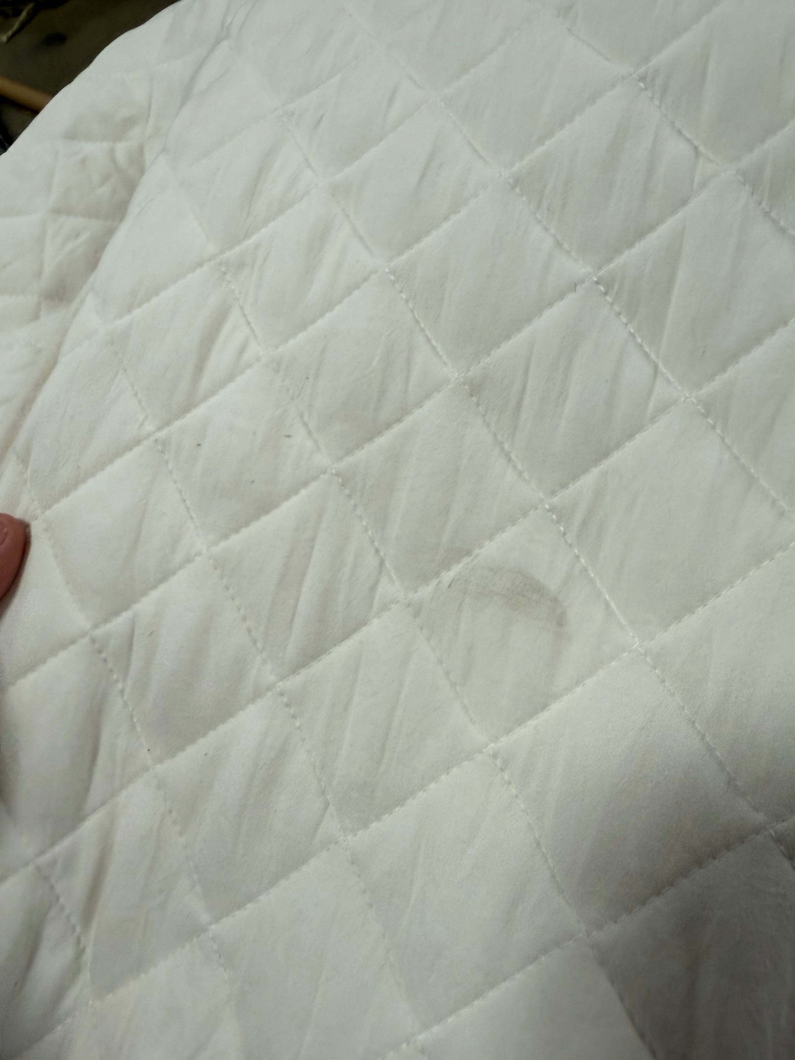 Luxe Diamond Stitch Velvet Quilt - King