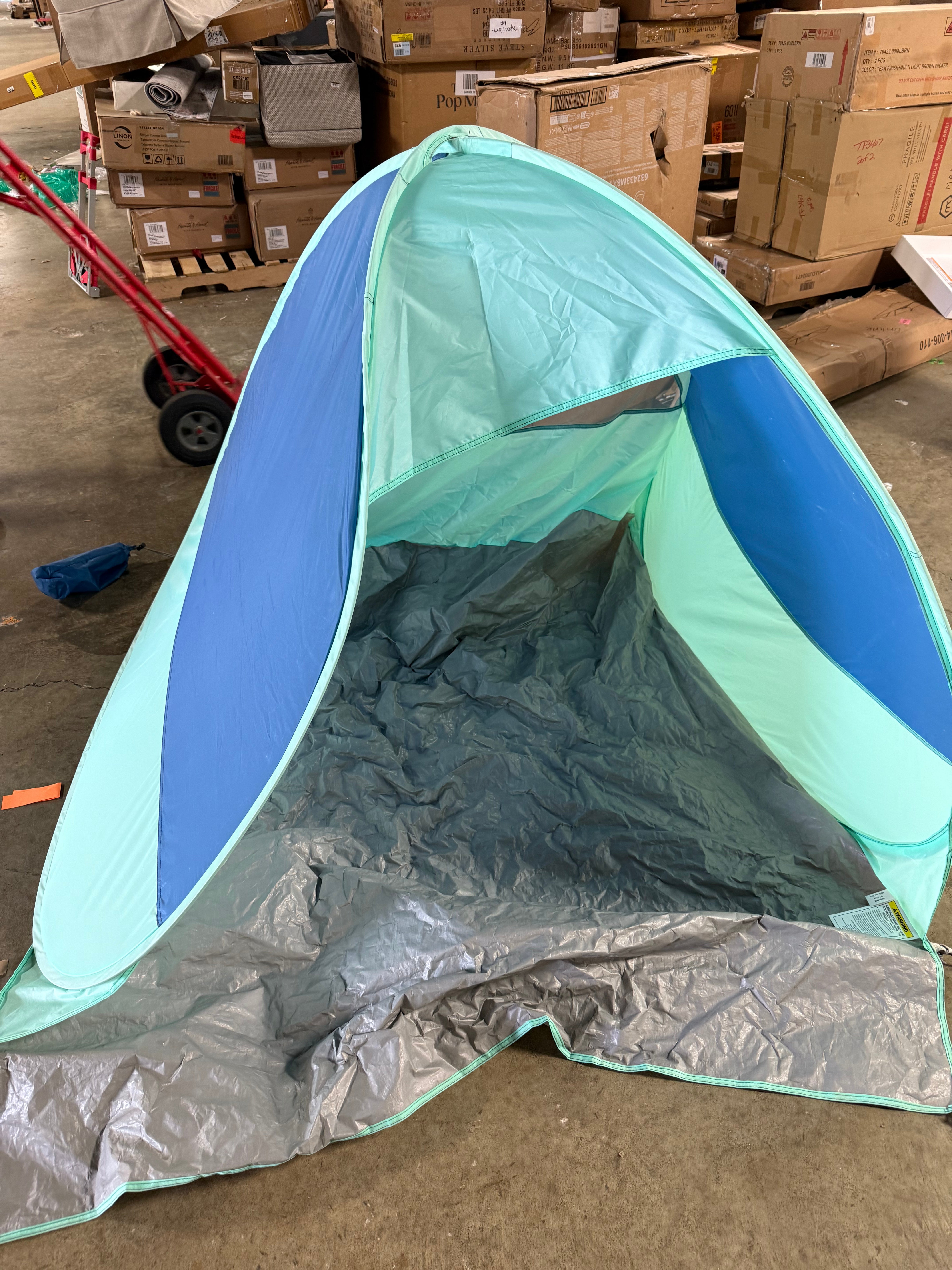 Beach Pop Up Shelter