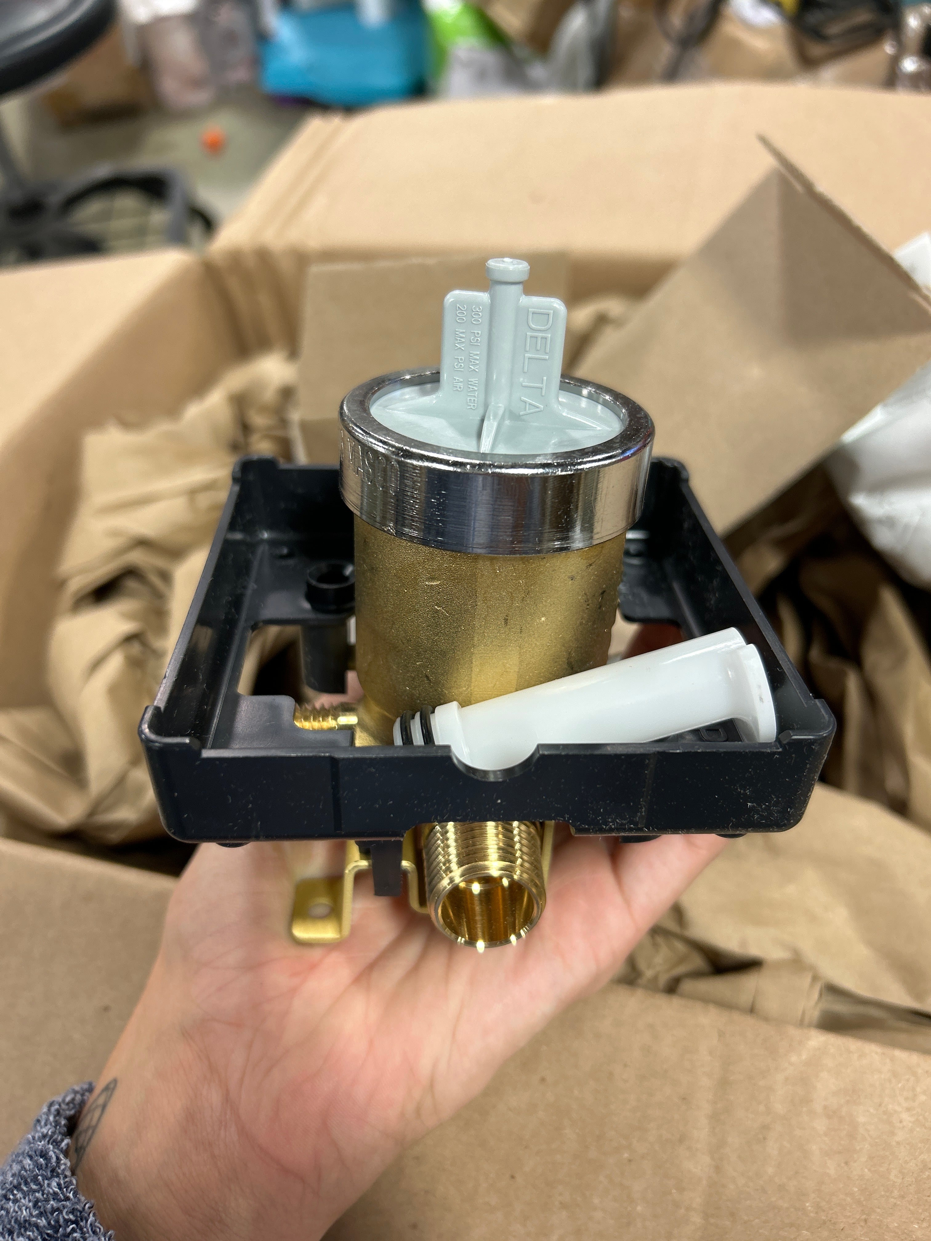 Universal High-Flow Shower Rough - Universal Inlets / Outlets