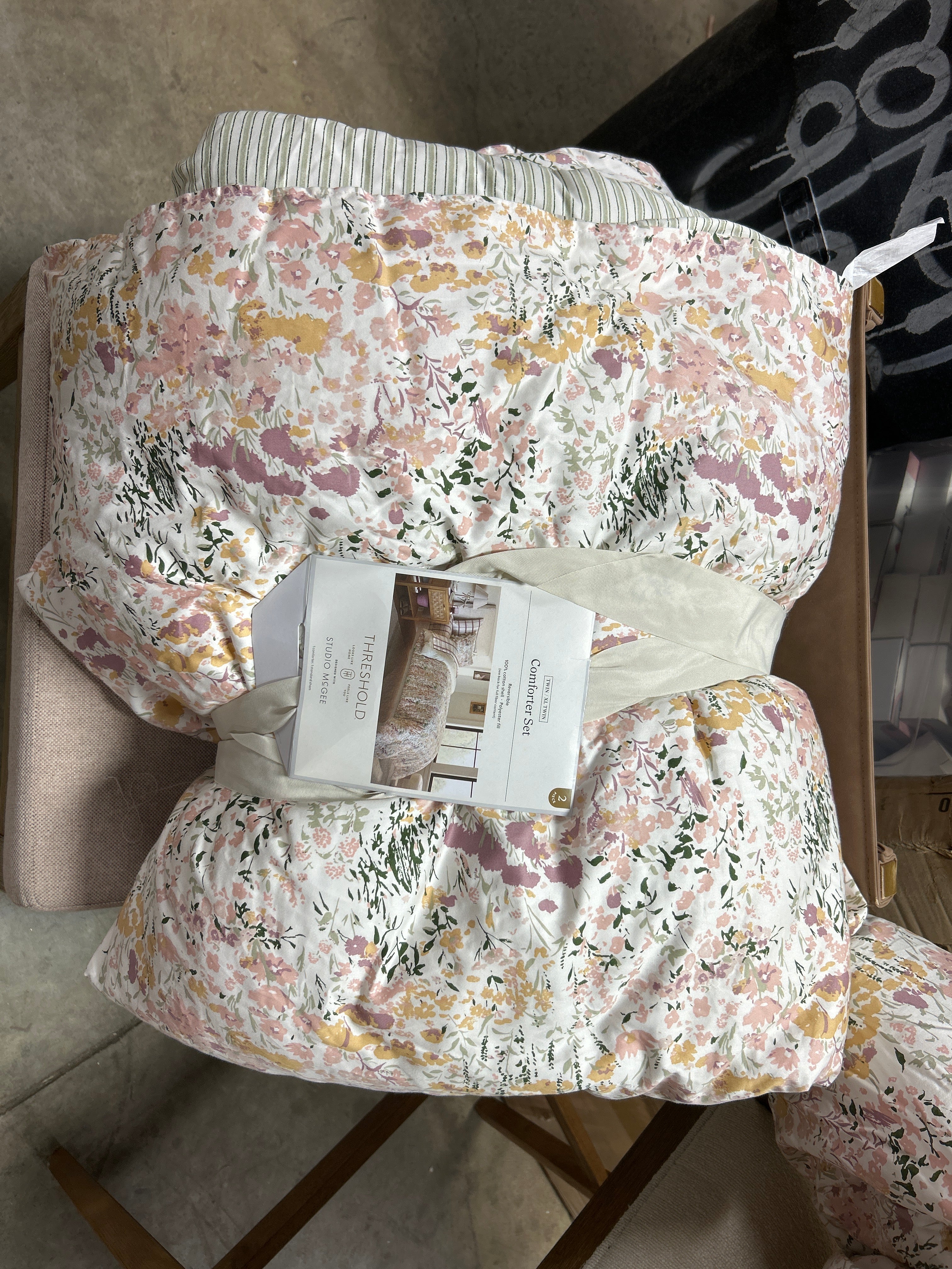 Reversible Floral and Stripe Comforter Set Pink/Green - Twin/Twin XL