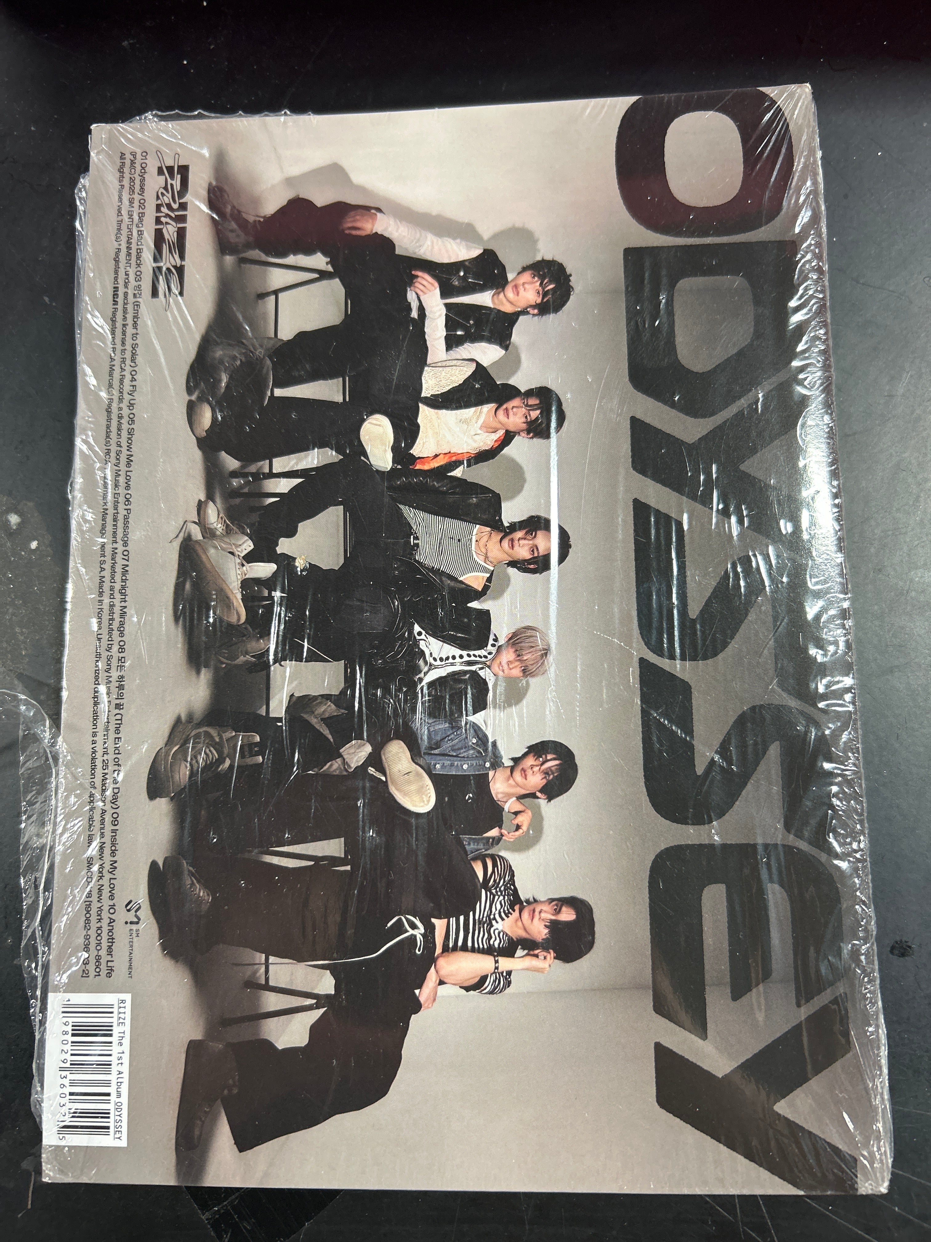 The 1st Album 'ODYSSEY' (PHOTO BOOK) (CD)