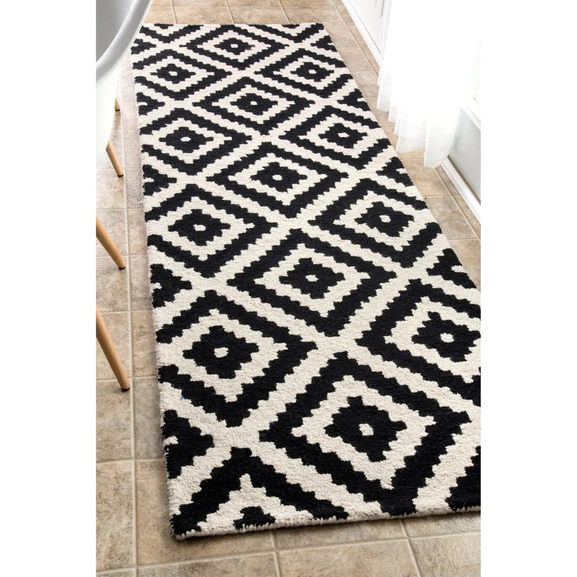 Hand Tufted Kellee Area Rug 2'6"x6'