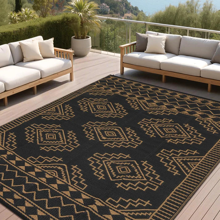 Black & Brown 8x10, Waterproof Plastic Straw Rug Reversible Geometric Design