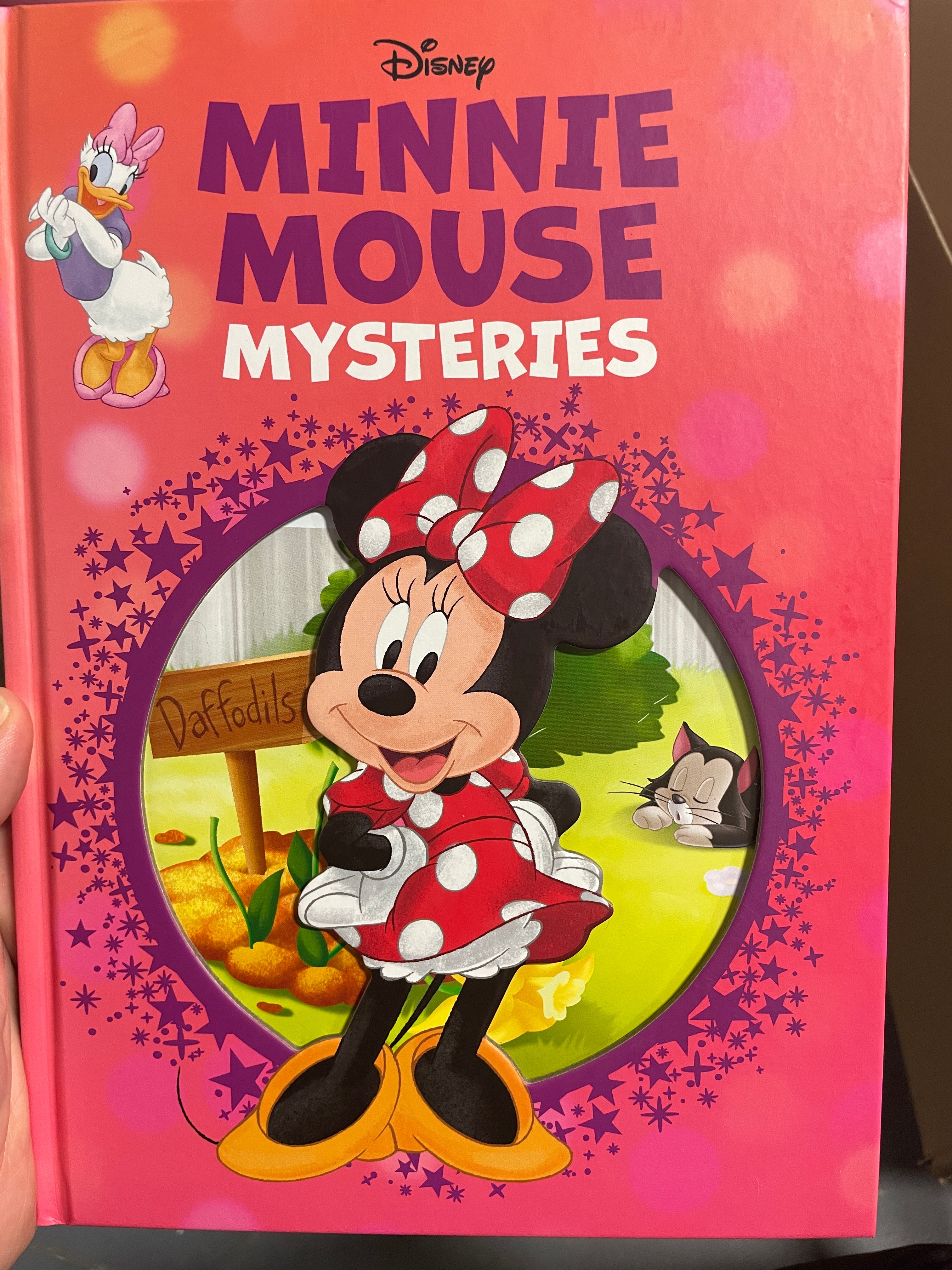 Minnie Mouse Mysteries (Die-Cut Classics), final cut