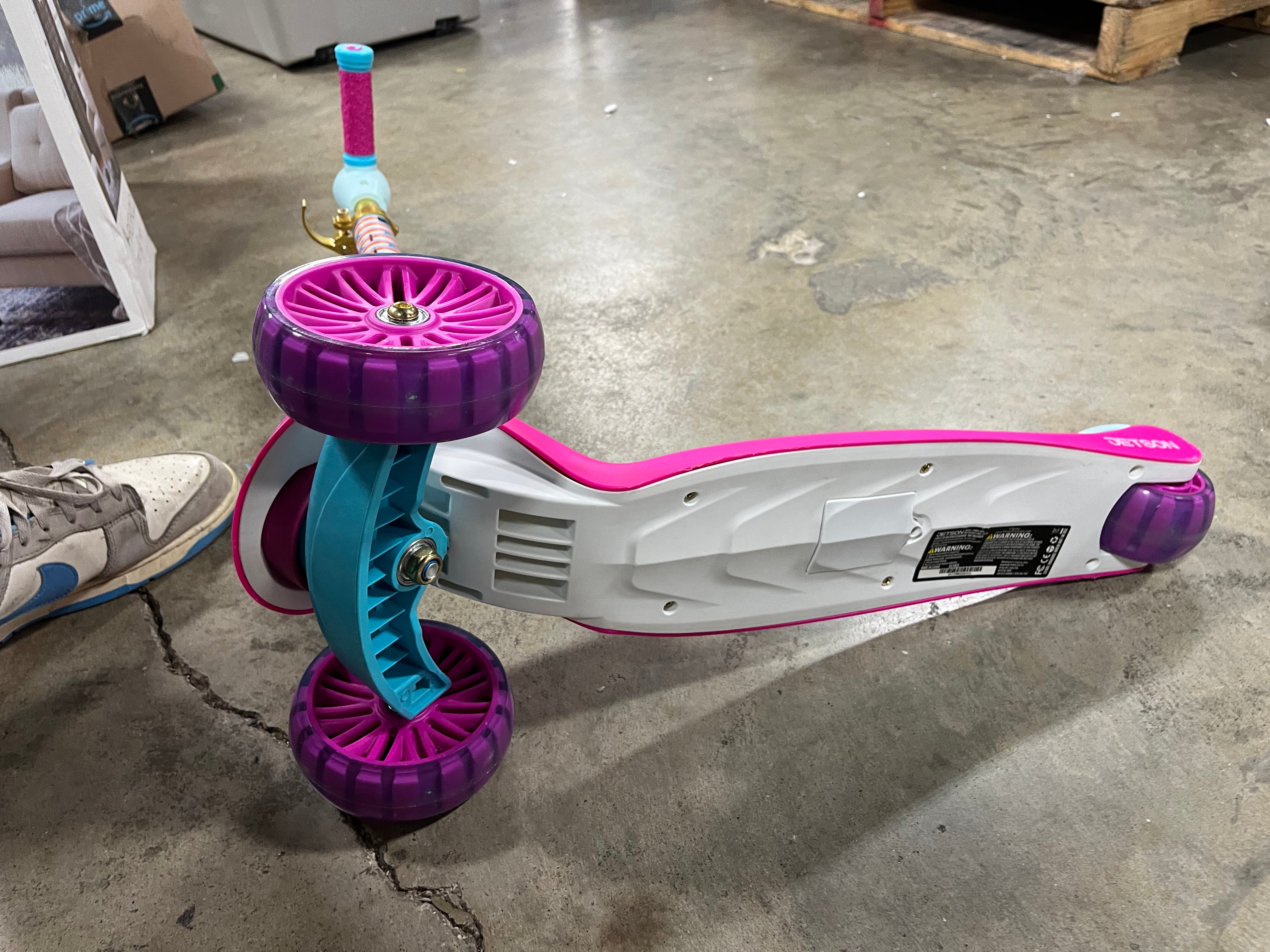 3 Wheel Kick Scooter