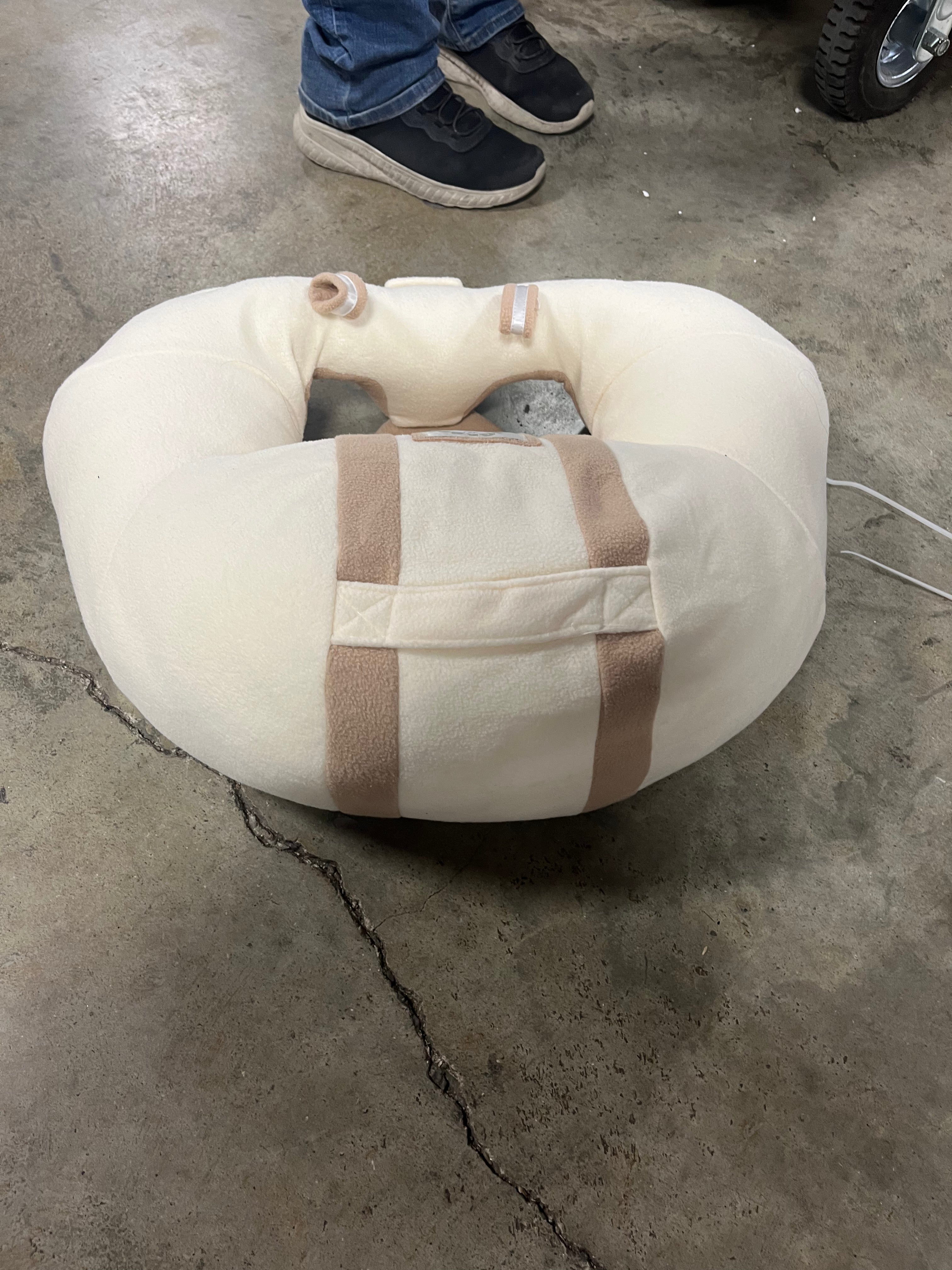 The Original Sakura Infant Sitting Chair