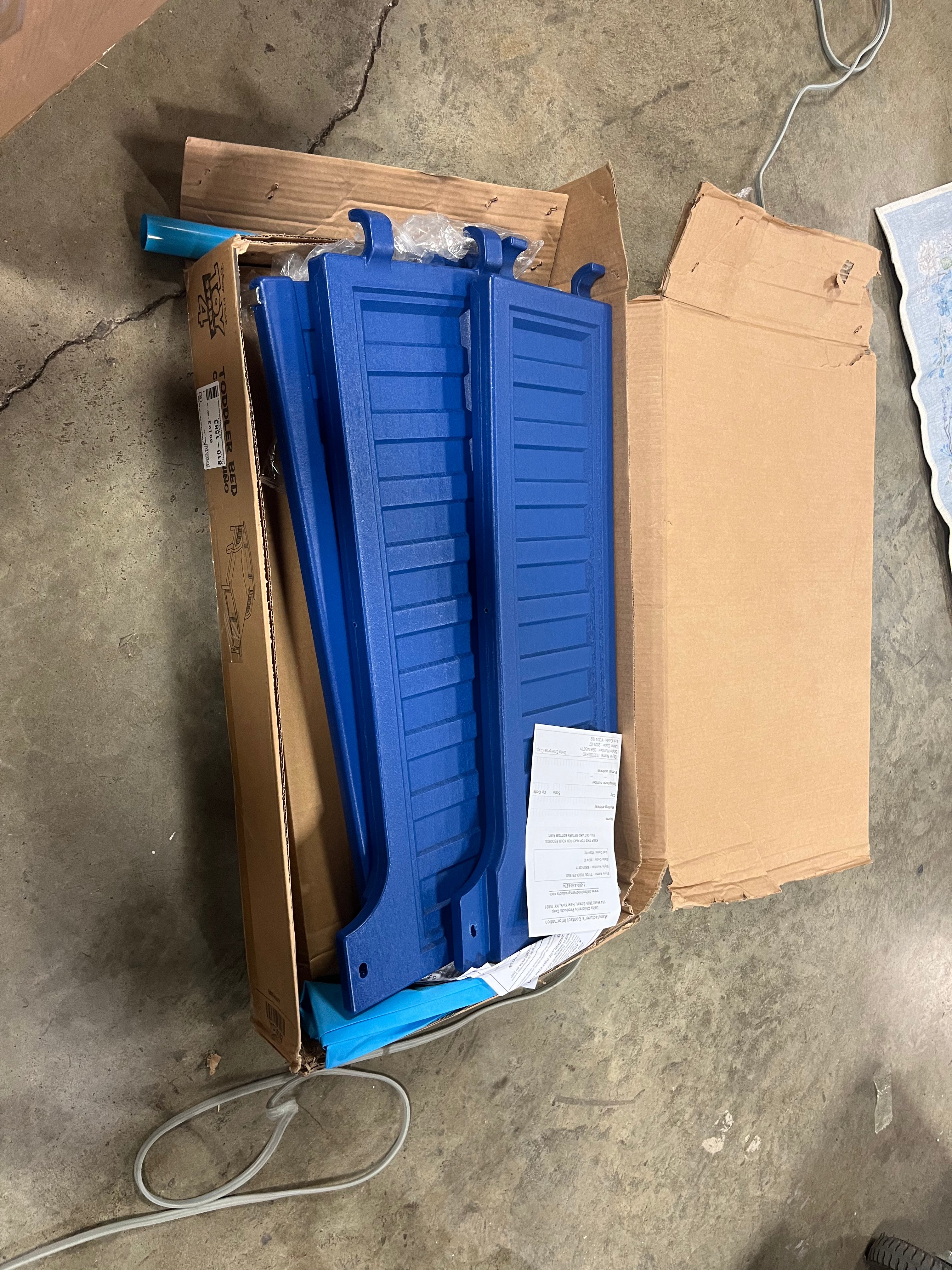 Kids' Plastic Toddler Bed