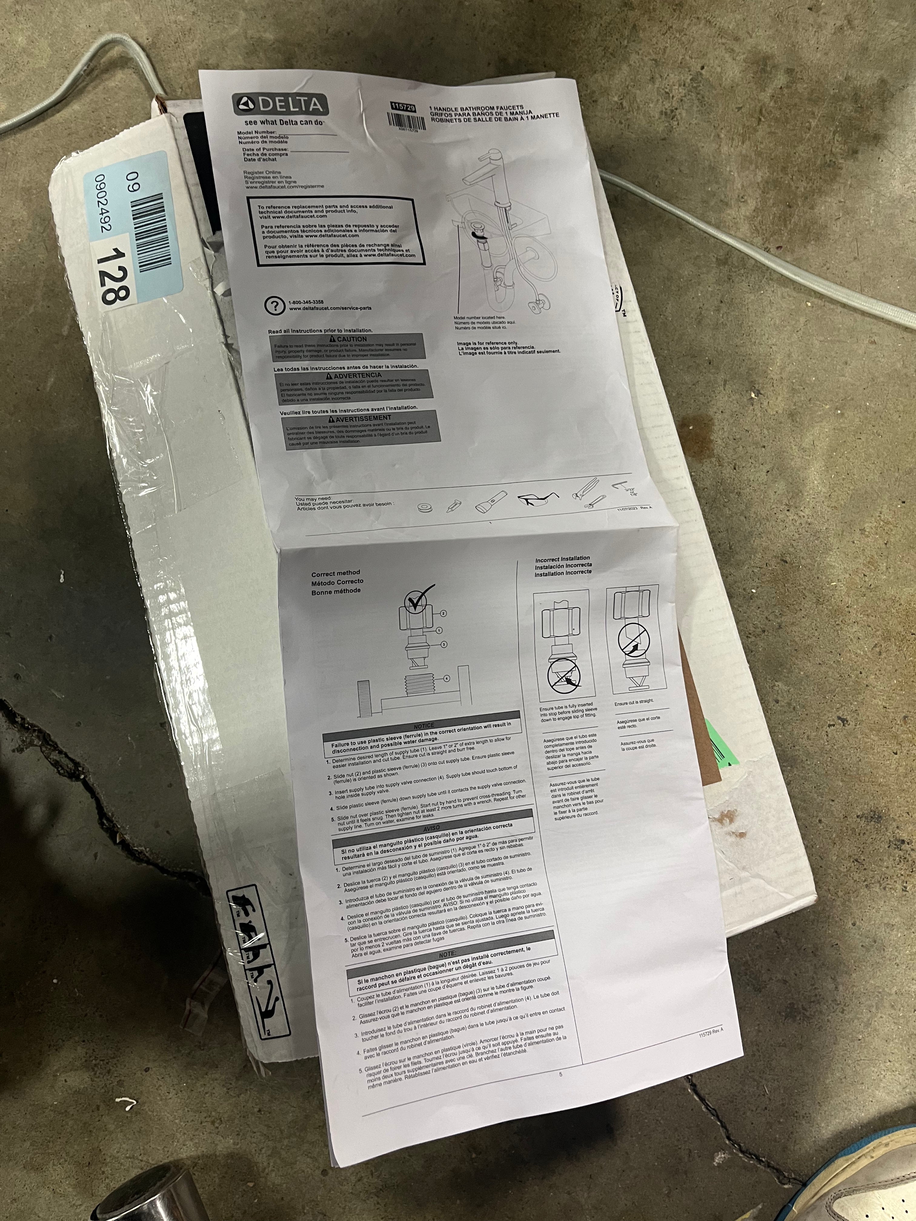 Velum Single Hole Bathroom Faucet with Drain Assembly