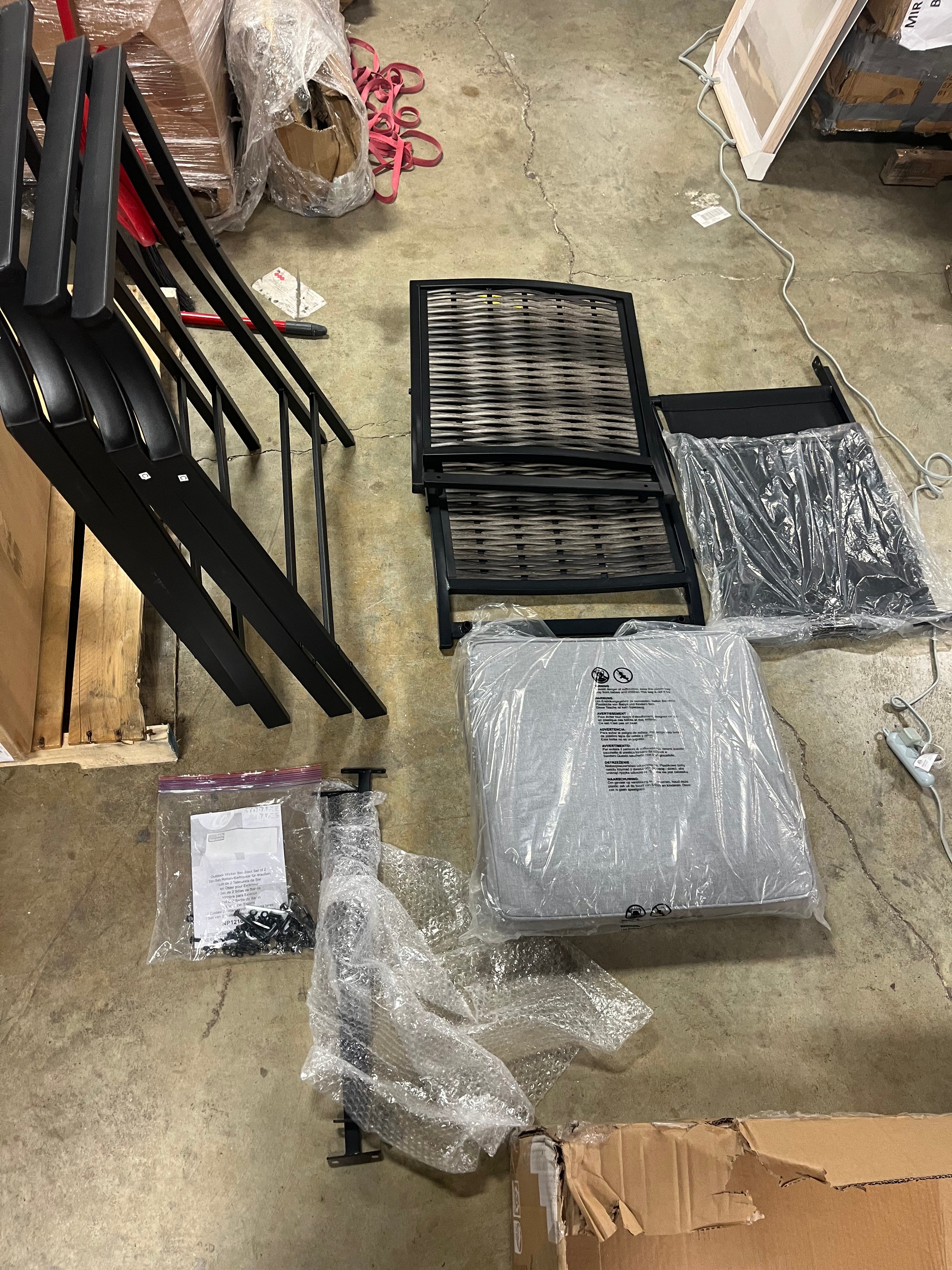 Patio Bar Stools Set of 4 w/ Armrest Fabric Seat & Heavy-Duty Metal Frame 2-BOXES