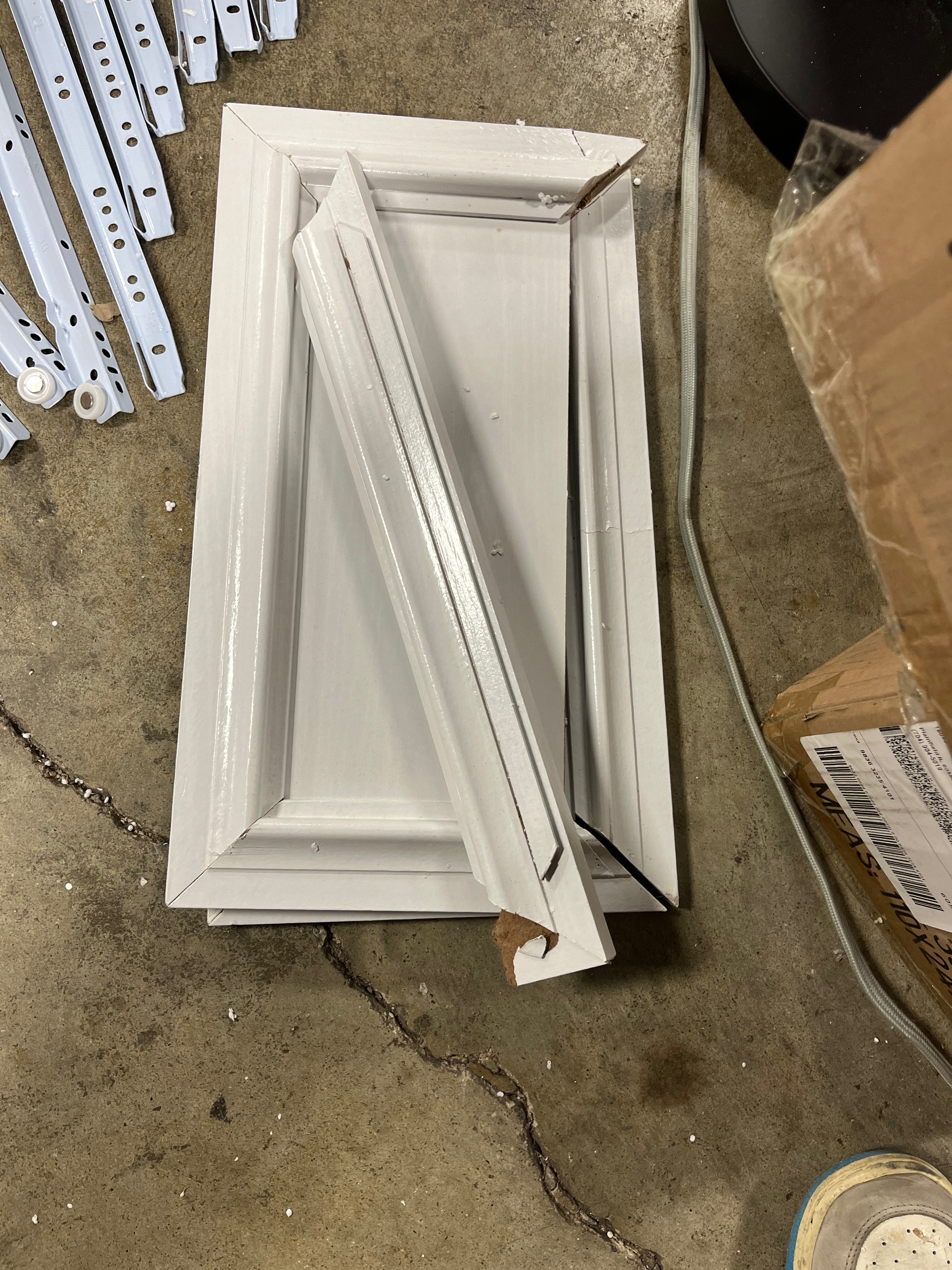 White 7-Drawer Standard Dresser