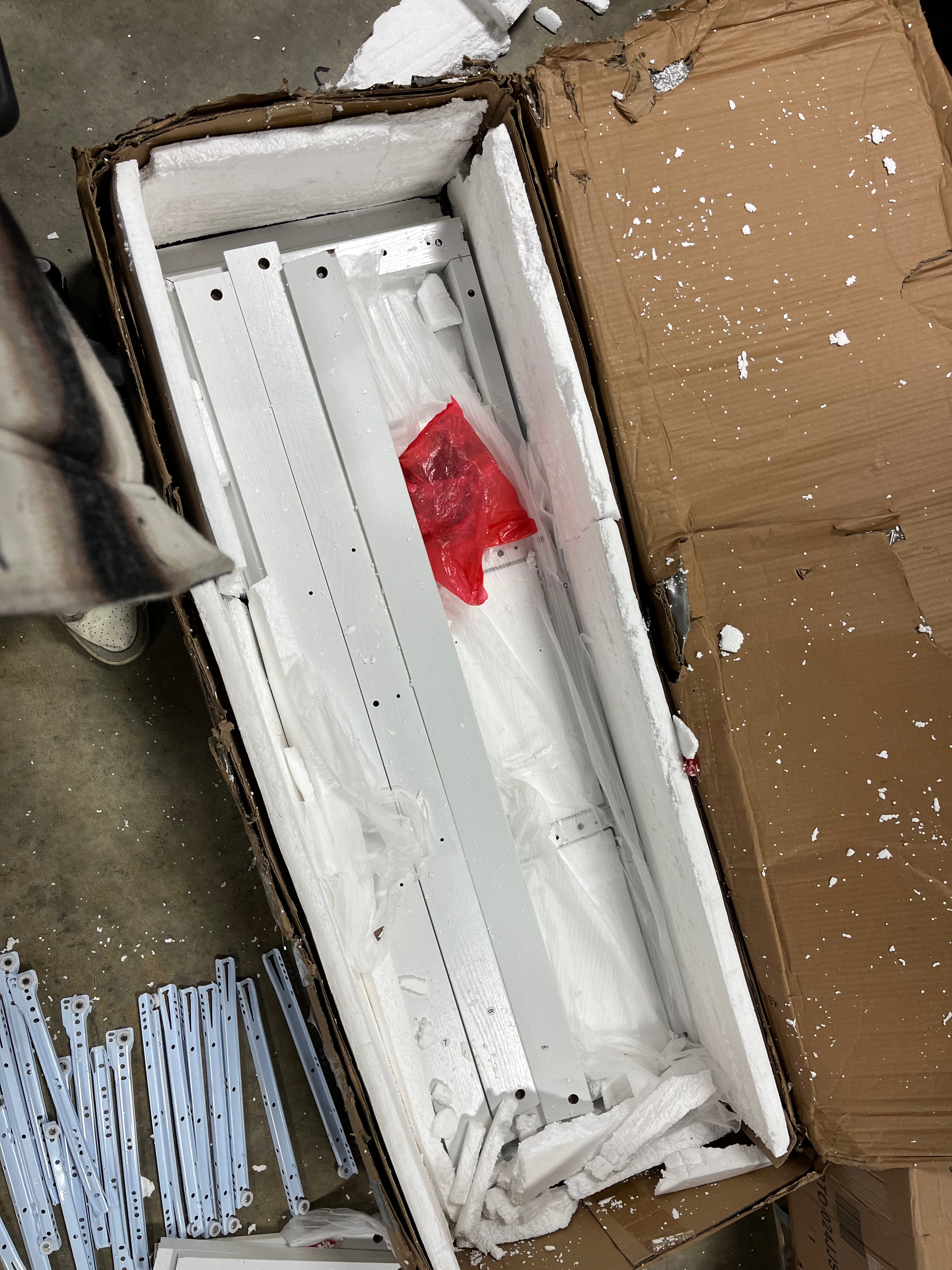 White 7-Drawer Standard Dresser