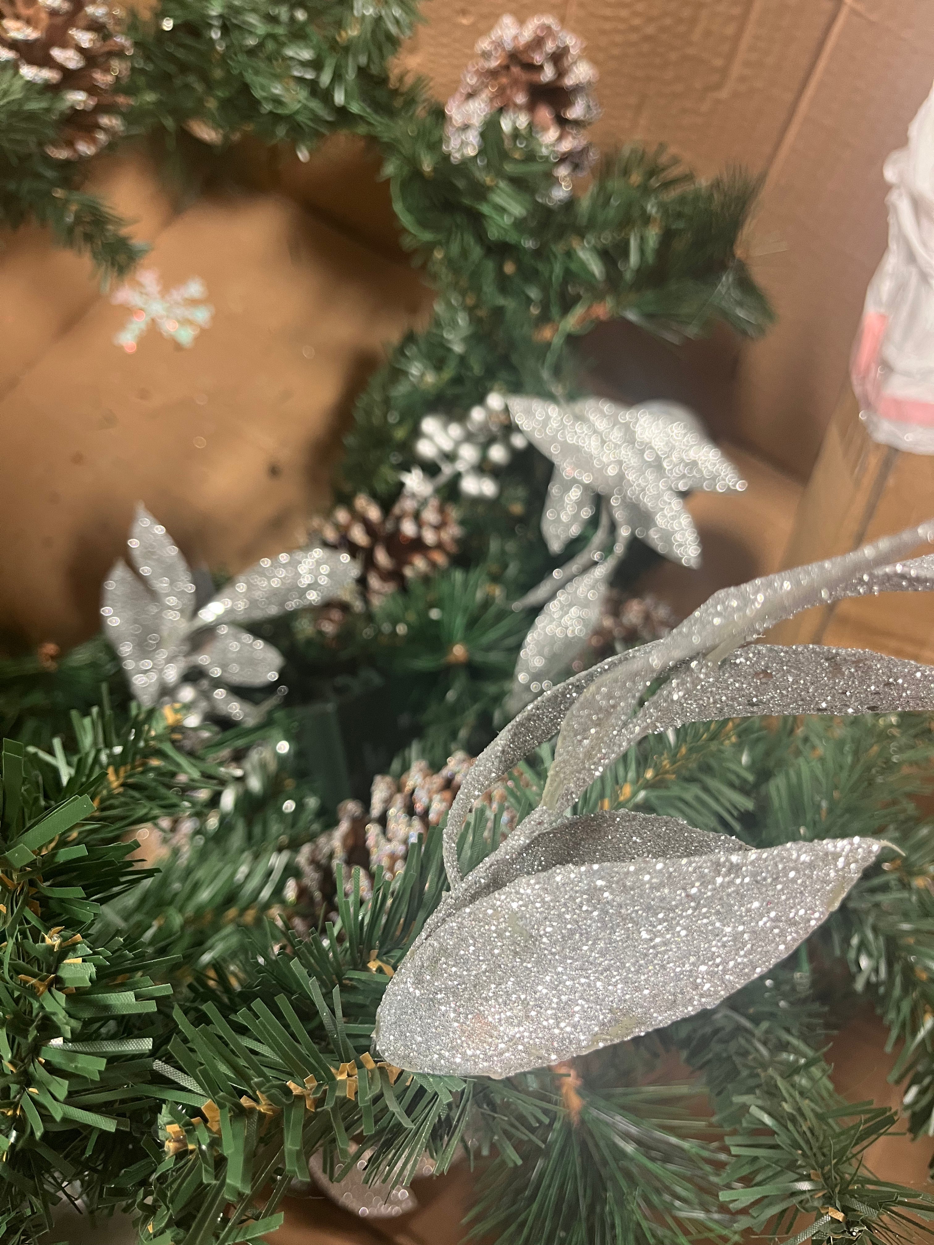 Pre-lit Glitter Artificial Christmas Pine Garland with Cones, final cut