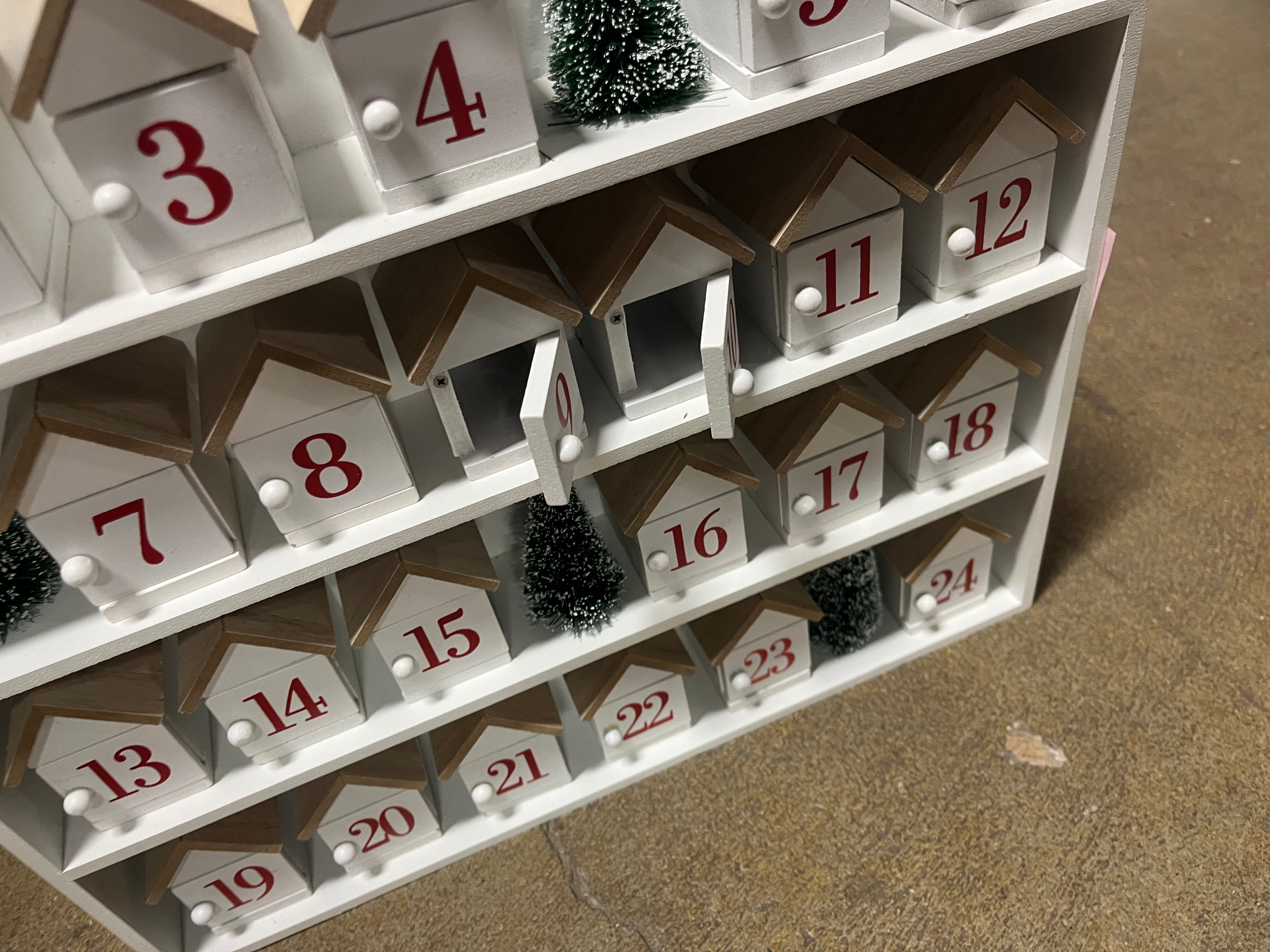 Ashland Christmas Wooden Advent Calendar 26 Pieces Green Roof Houses Trees Santa final cut