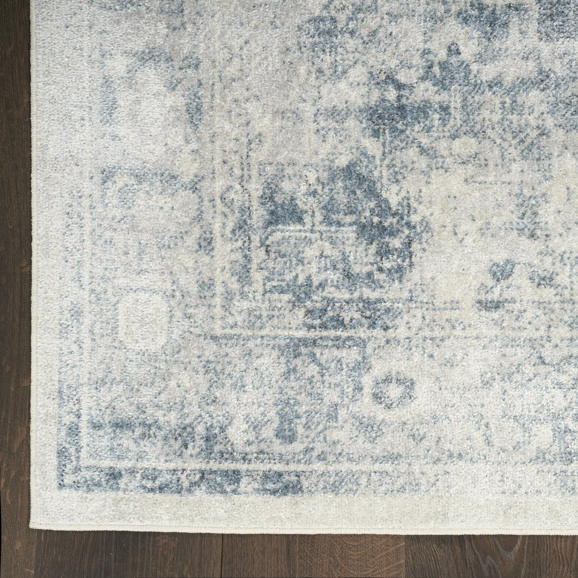 Astra Machine Washable Persian Blue/Ivory Area Rug - 2'2" x 10'