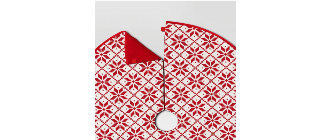 Knit Fair Isle Snowflakes Christmas Tree Skirt White/Red final cut