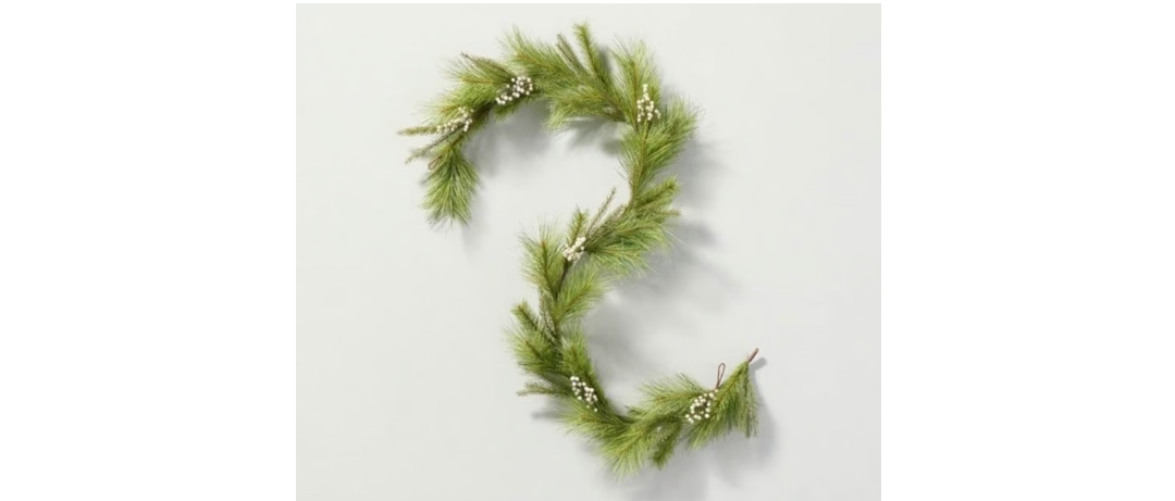 Faux Needle Pine & Snowberry Winter Garland, final cut