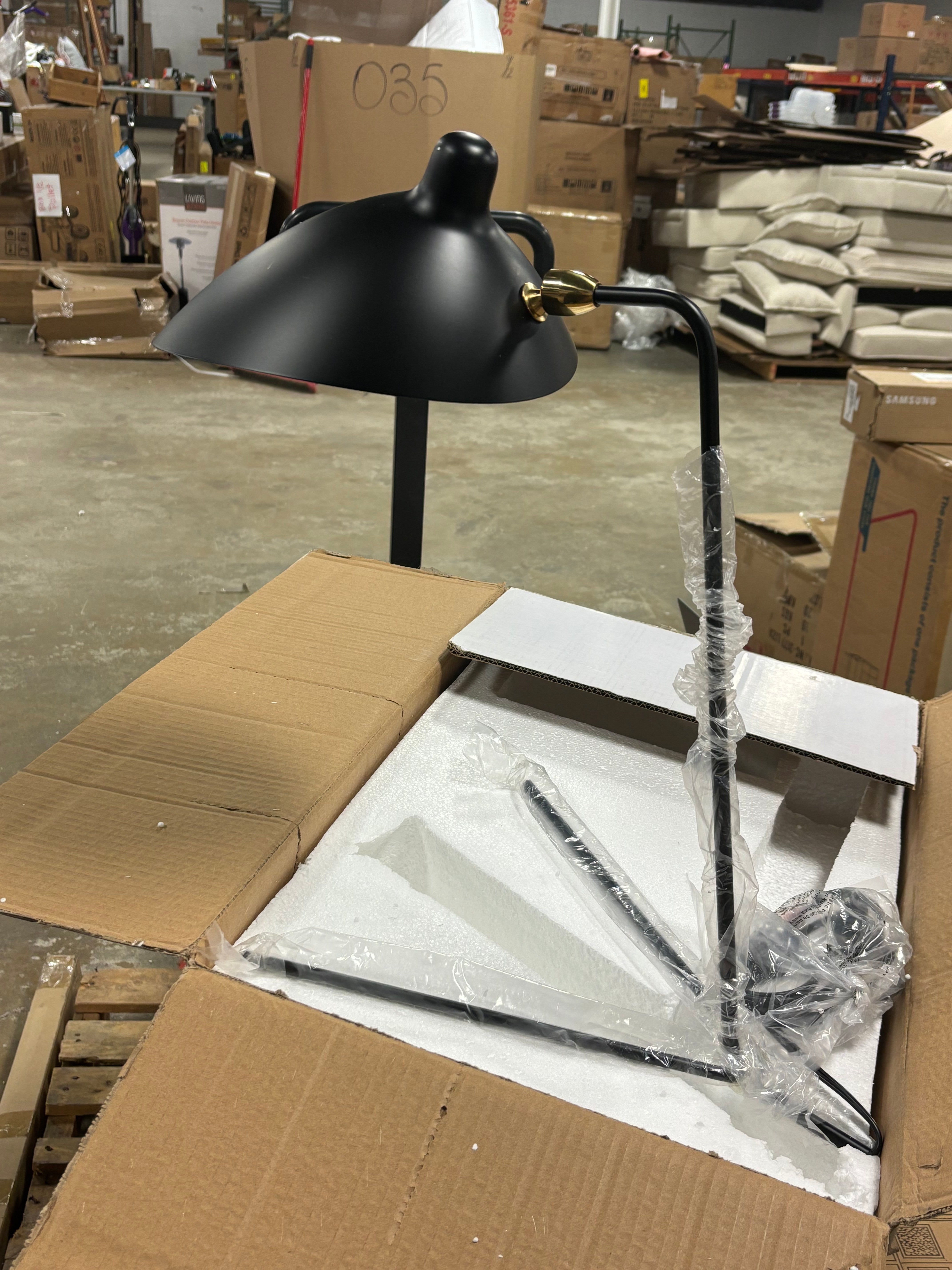 Black Steel Frame Table Lamp With Aluminum Shade