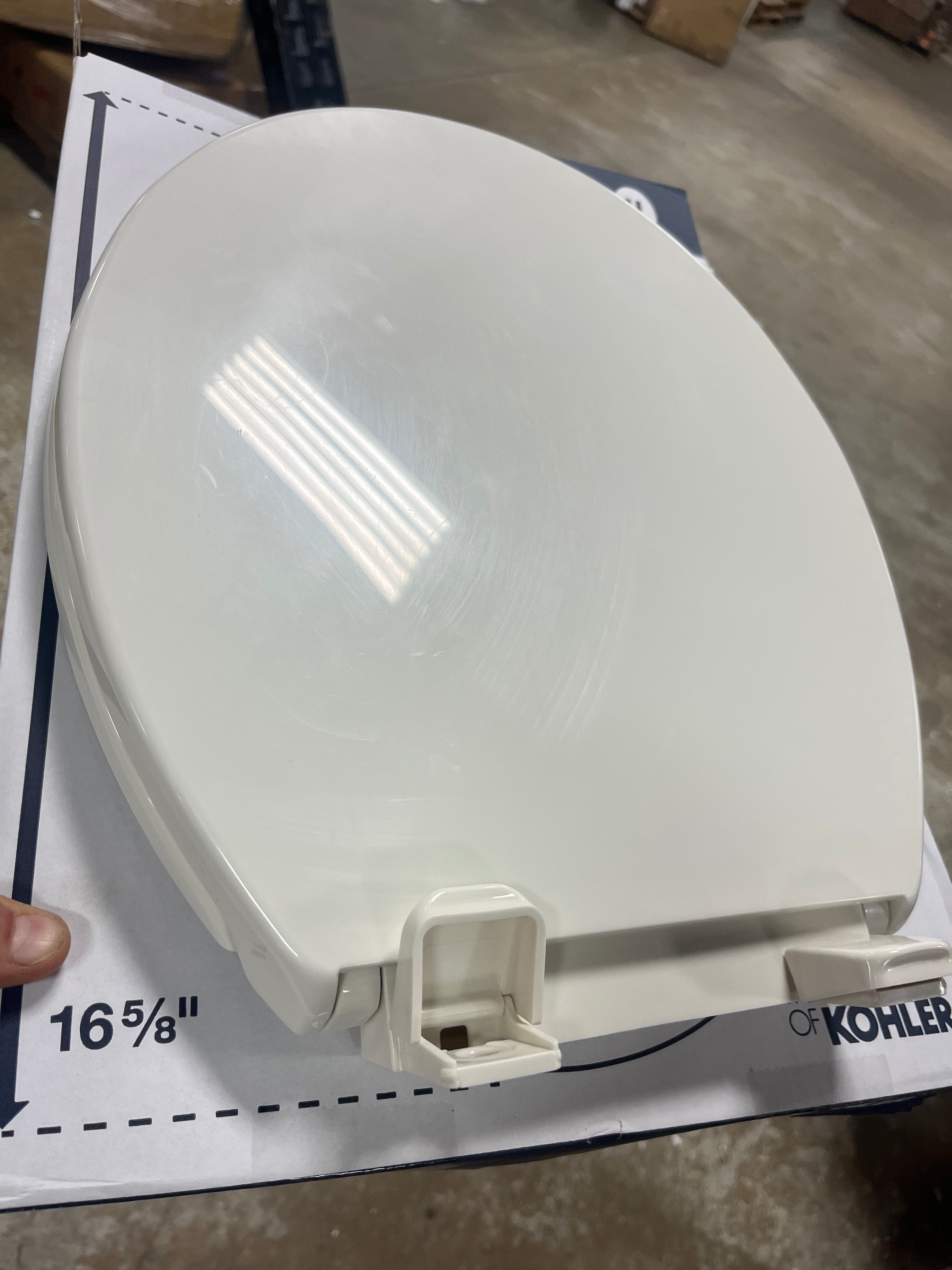 Figure ReadyLatch Round-Front Toilet Seat, Quiet-Close Lid and Seat, Countoured Seat, Grip-Tight Bumpers and Installation Hardware, White