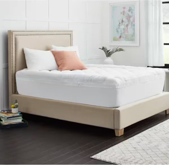 4 in. Medium Gel Memory Foam Queen Mattress Topper