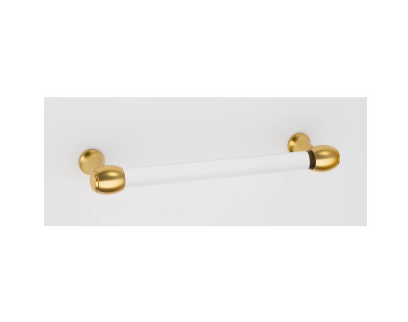 Royale Acrylic Center to Center Handle Cabinet Pull (Set of 9)