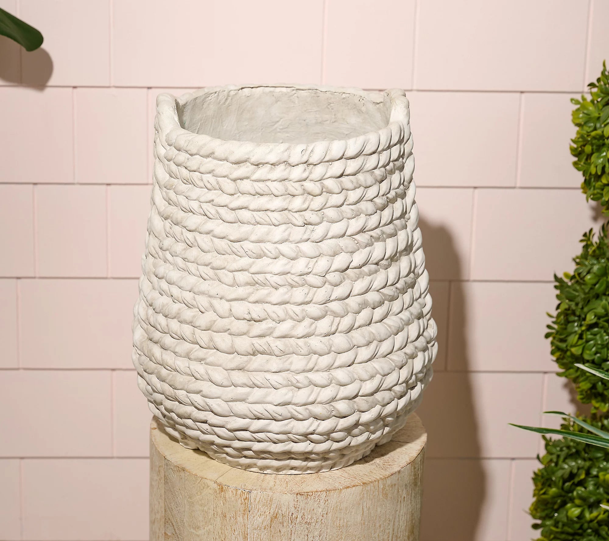 15"H Tan  Decorative Indoor/Outdoor Basket-Style Planter SHOWROOM ITEM
