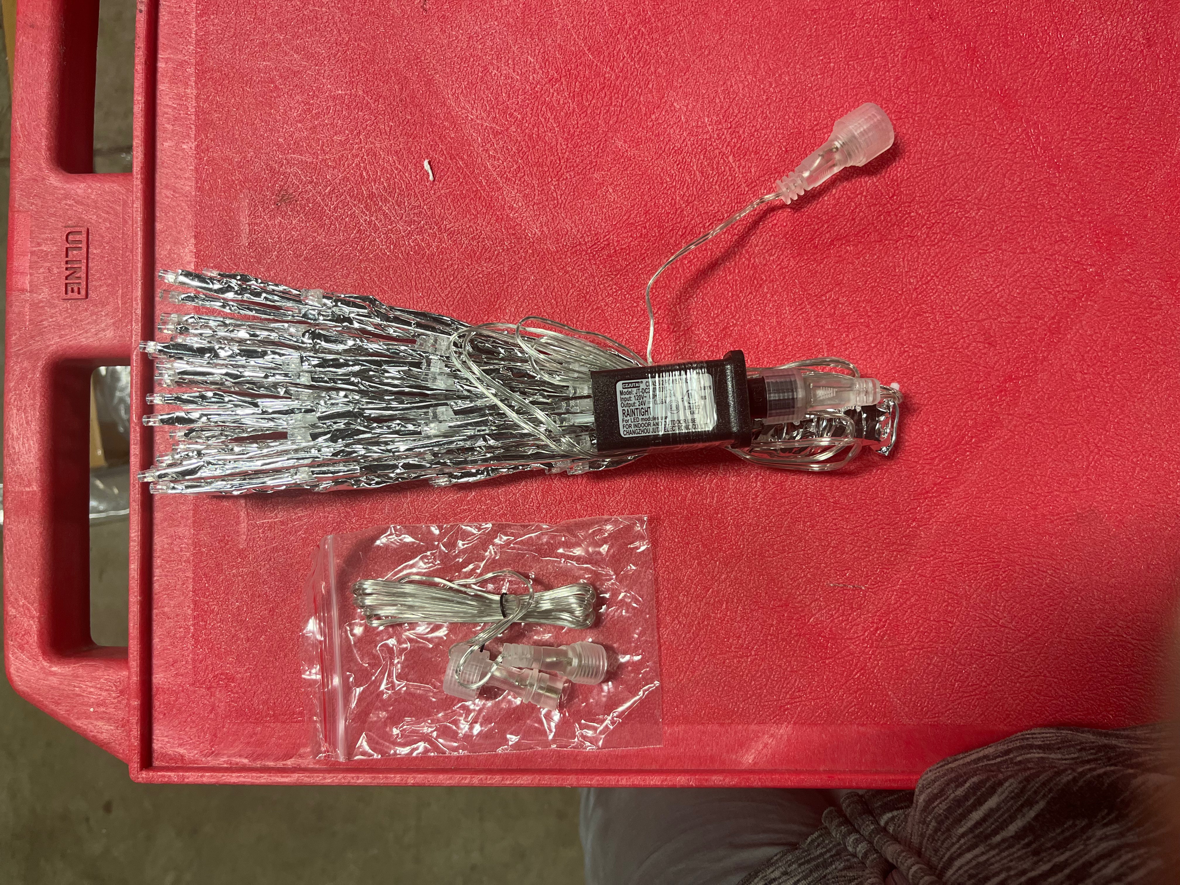 LED Twinkle Light Indoor/Outdoor Starburst Lighted Branch