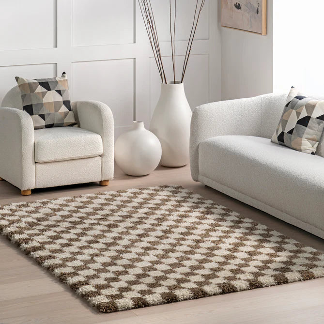 Adelaide Mid-Century Checkered Shag Area Rug 6'7"x9'