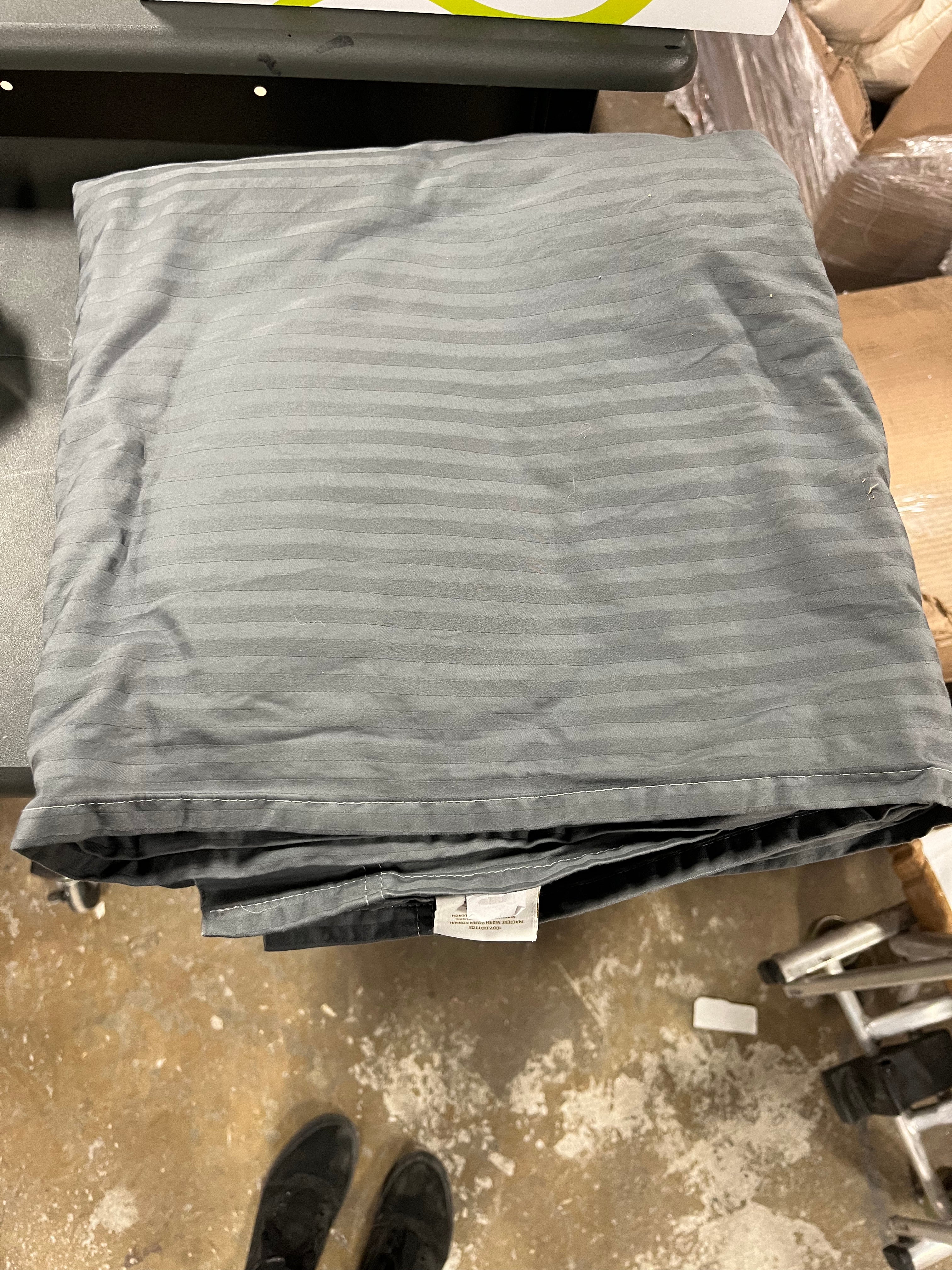400 Thread Count Damask Solid Sheet Set - King