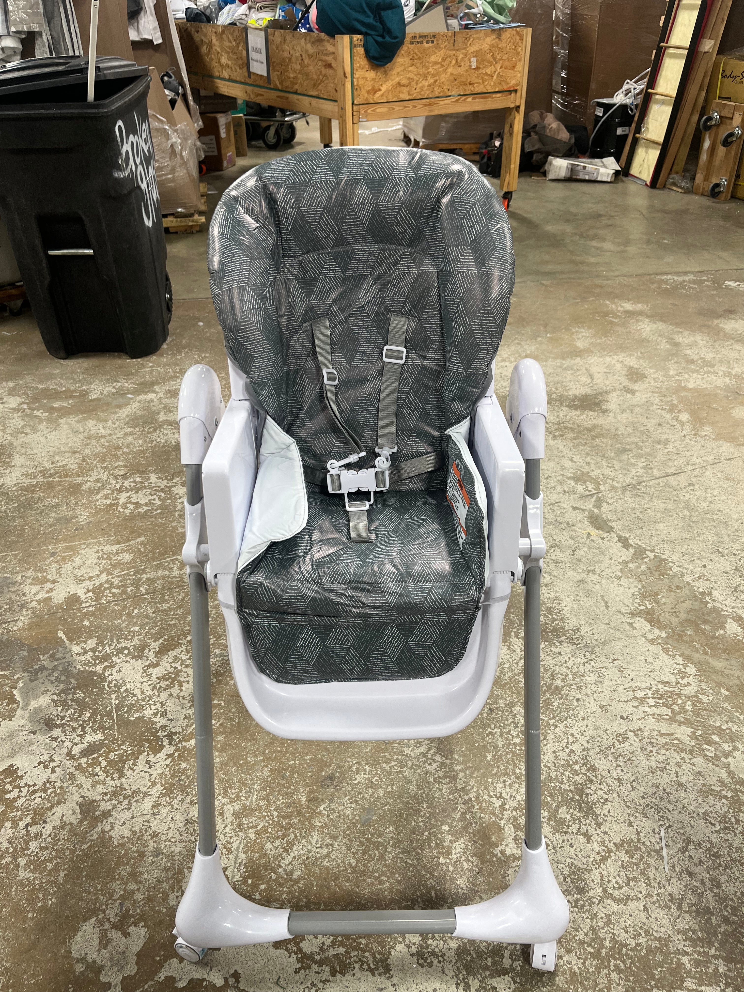3-in-1 Grow and Go High Chair